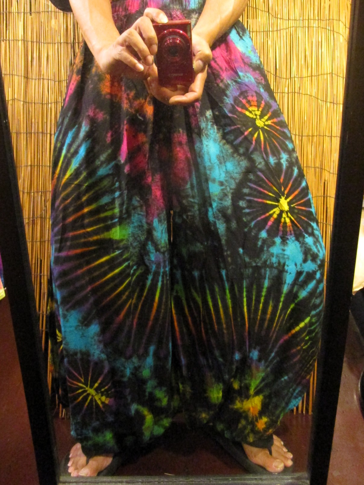 画像: タイダイ染め＊レーヨン素材＊ゆったりシルエット＊ビッグアラジンパンツ＊バルーンパンツ