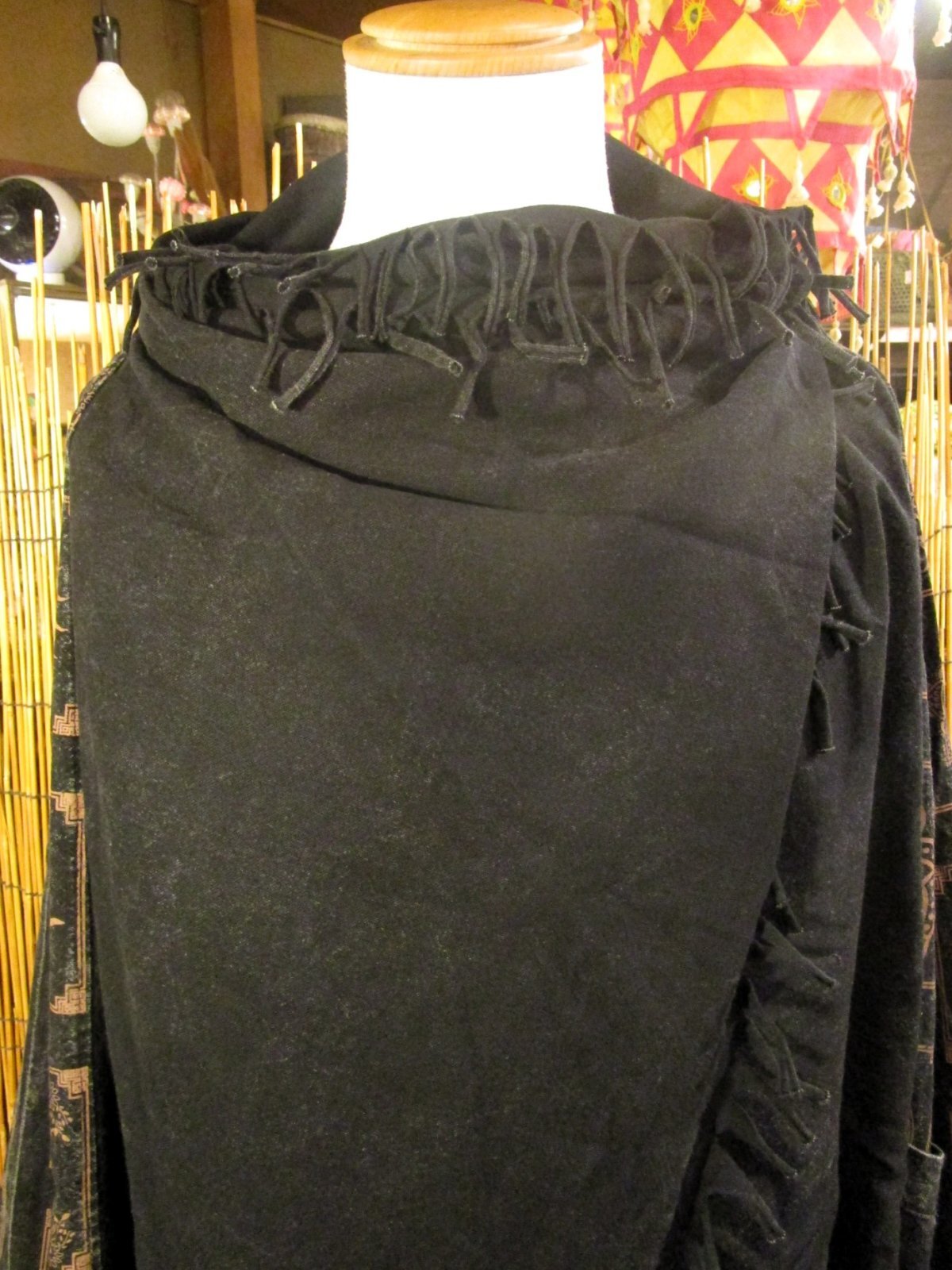 画像: ストーンウォッシュ加工＊コットン素材＊民族調プリント＊ゆったりサイズ＊２ＷＡＹ＊フリンジ＊スナフキン＊旅人風コート