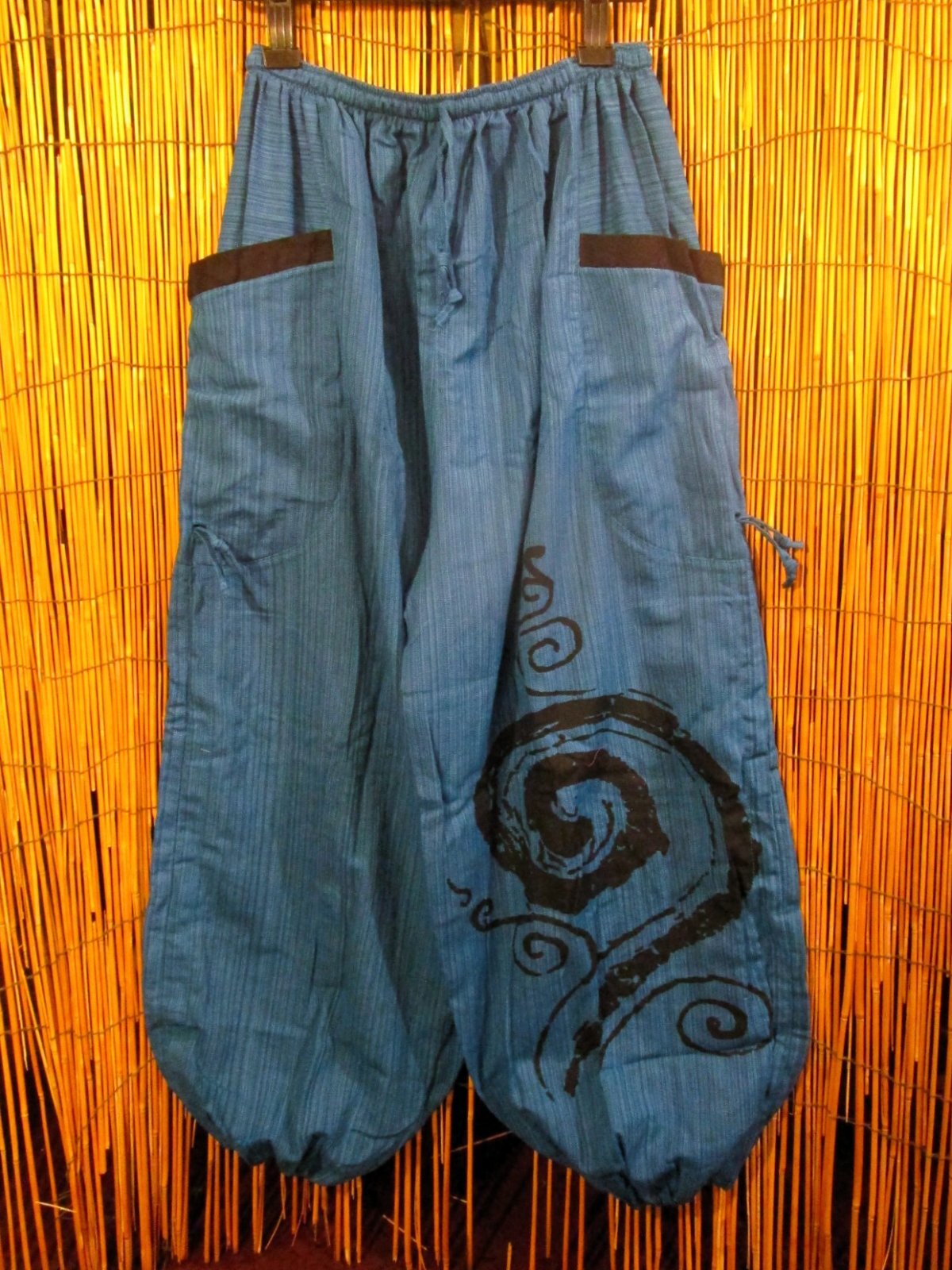 画像1: 渦巻きプリント＊コットン素材＊カーゴタイプ＊ふんわり＊アラジンパンツ