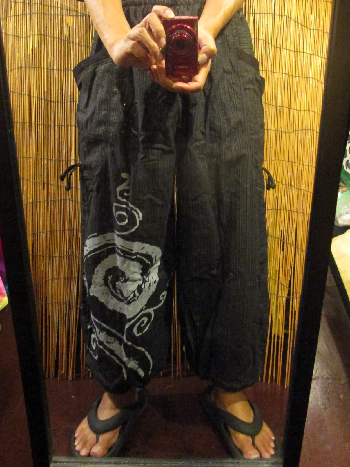 画像: 渦巻きプリント＊コットン素材＊カーゴタイプ＊ふんわり＊アラジンパンツ