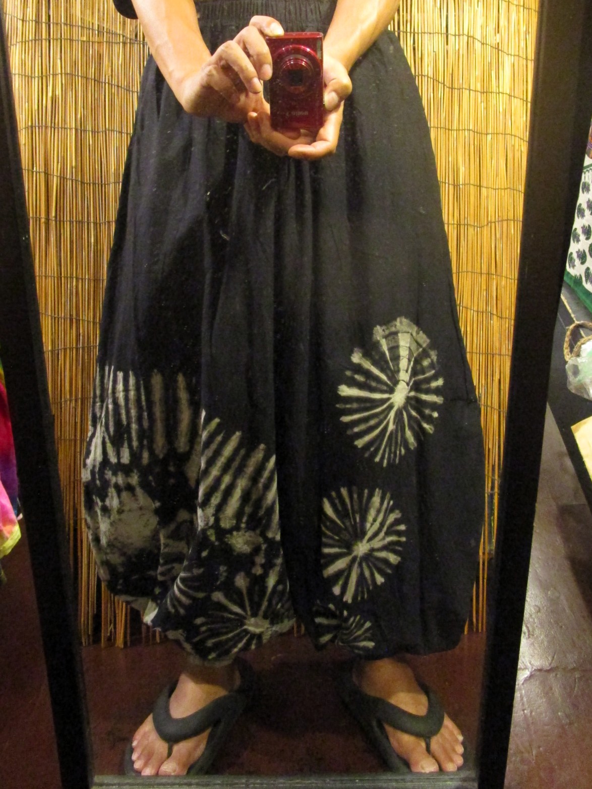 画像: モノトーンタイダイ染め＊コットン素材＊ゆったりシルエット＊ビッグアラジンパンツ＊バルーンパンツ