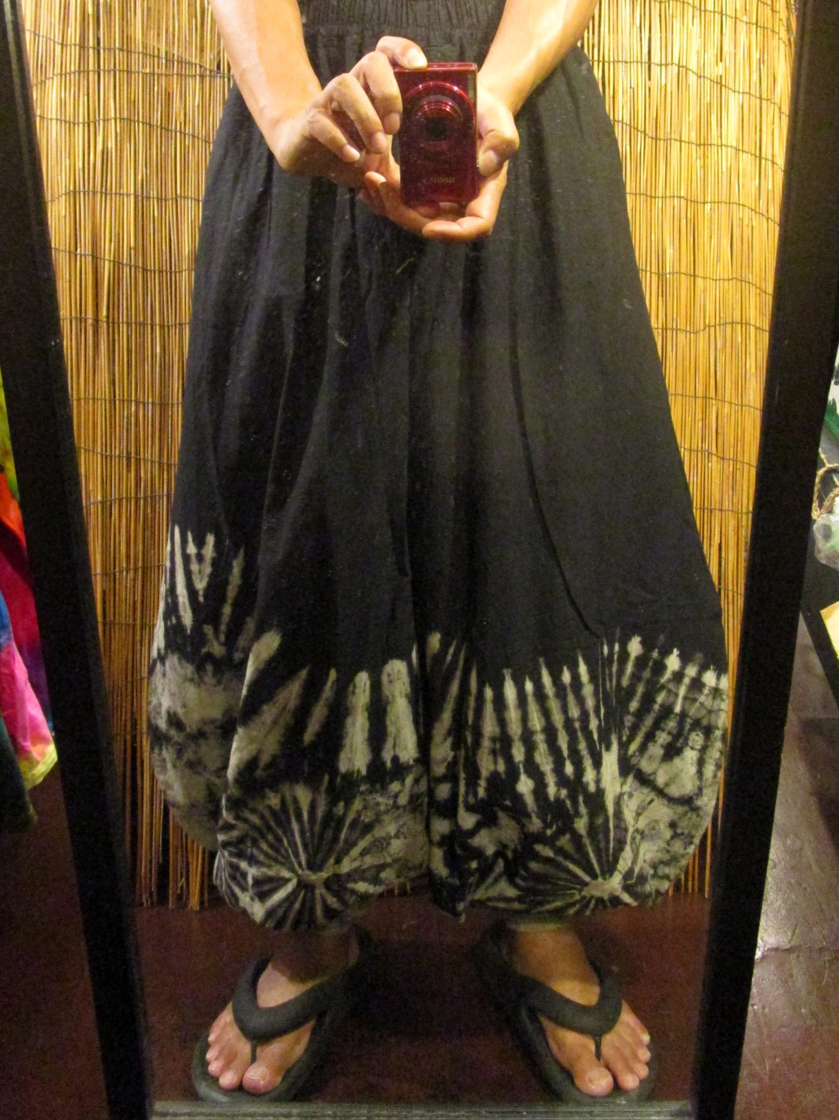 画像: モノトーンタイダイ染め＊コットン素材＊ゆったりシルエット＊ビッグアラジンパンツ＊バルーンパンツ