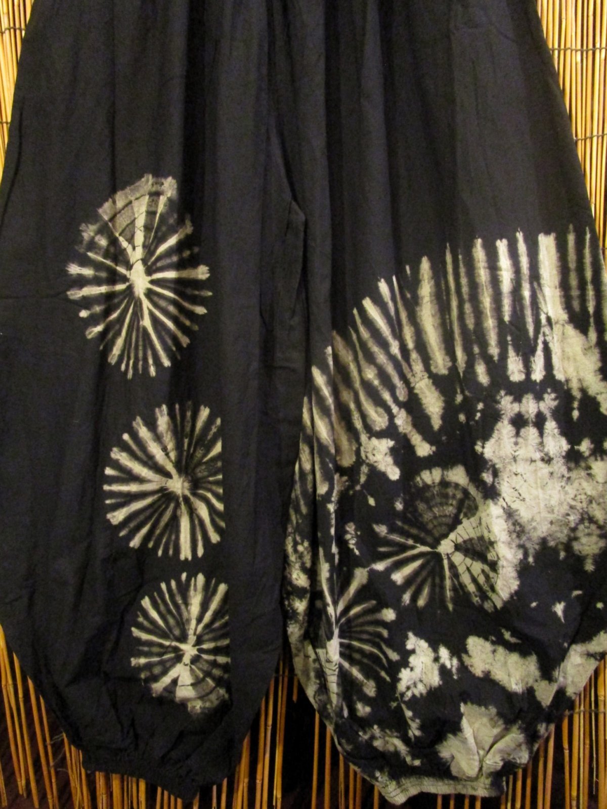 画像2: モノトーンタイダイ染め＊コットン素材＊ゆったりシルエット＊ビッグアラジンパンツ＊バルーンパンツ