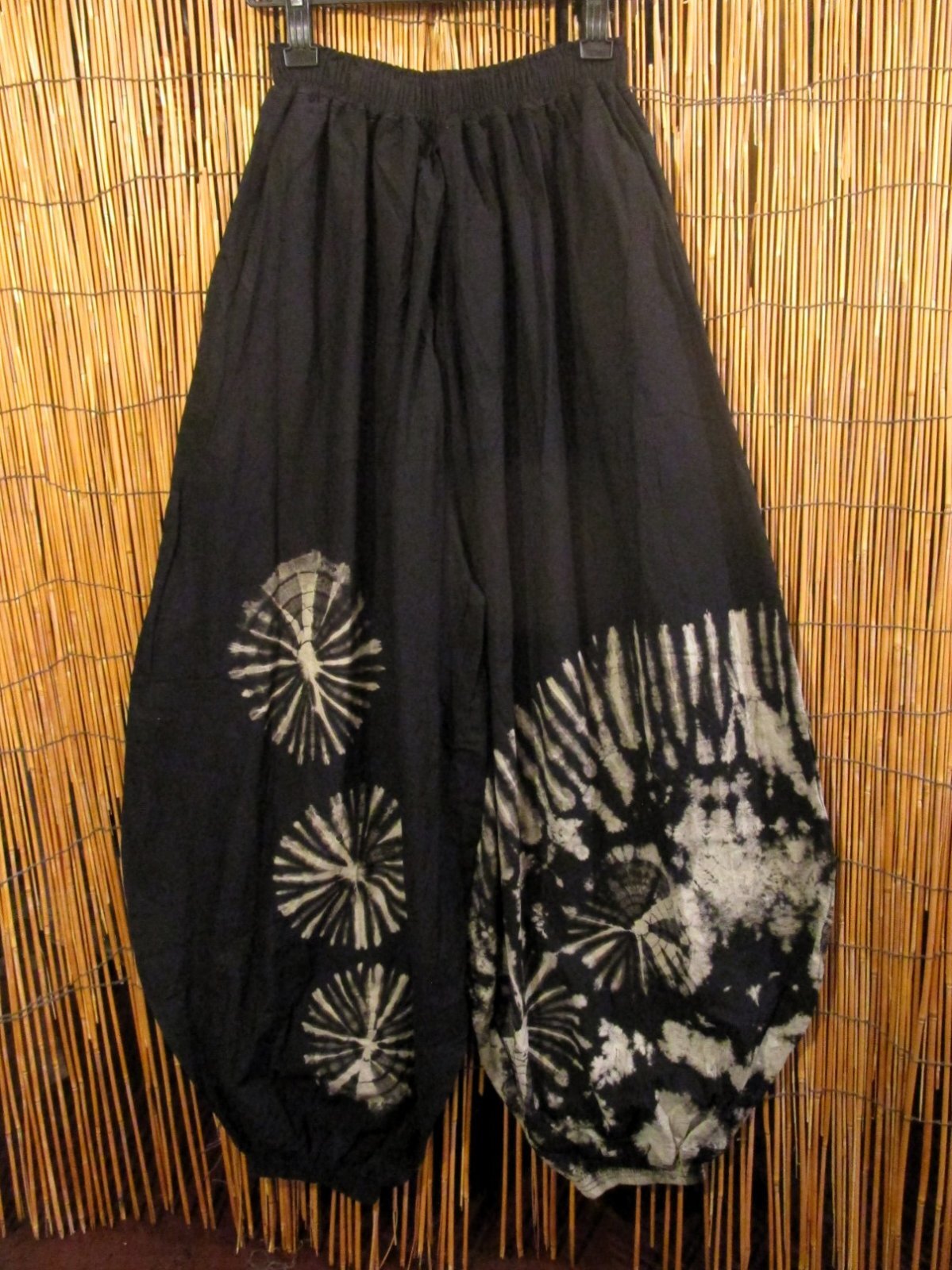 画像1: モノトーンタイダイ染め＊コットン素材＊ゆったりシルエット＊ビッグアラジンパンツ＊バルーンパンツ