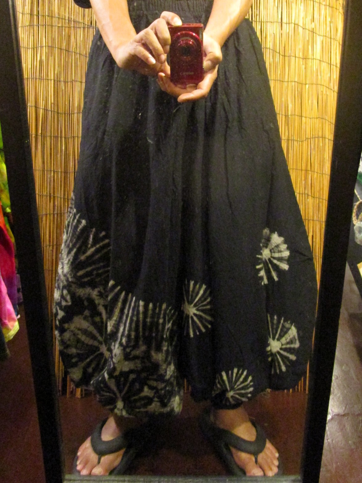 画像: モノトーンタイダイ染め＊コットン素材＊ゆったりシルエット＊ビッグアラジンパンツ＊バルーンパンツ