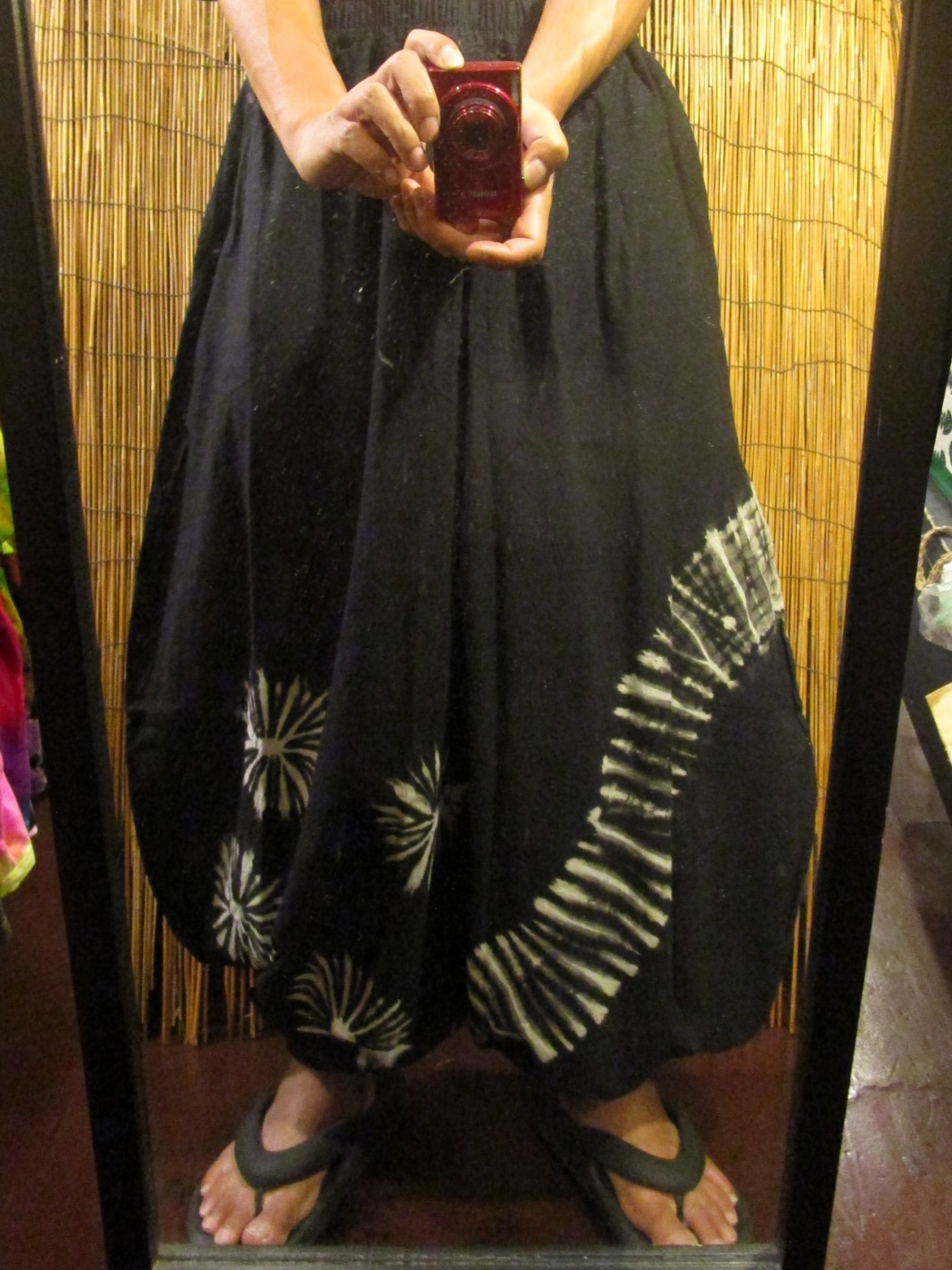 画像: モノトーンタイダイ染め＊コットン素材＊ゆったりシルエット＊ビッグアラジンパンツ＊バルーンパンツ