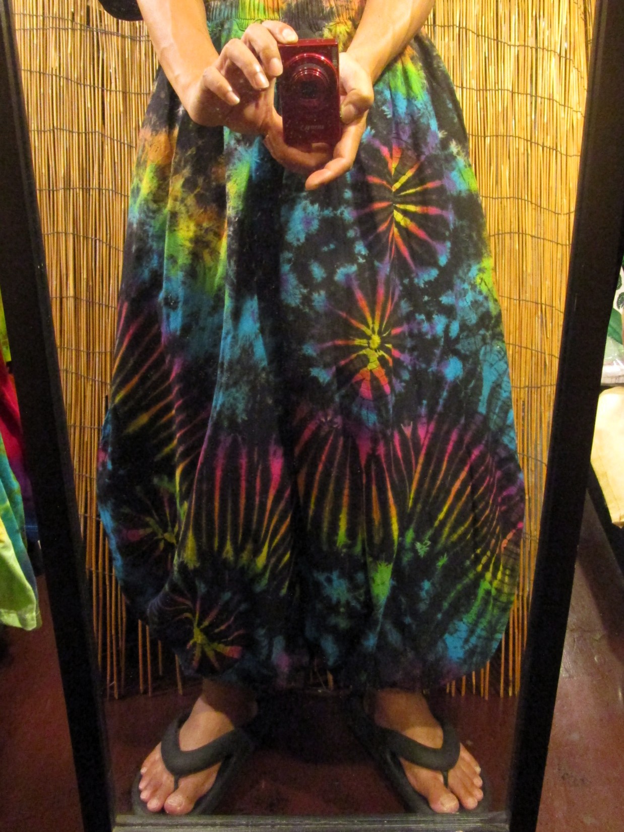 画像: タイダイ染め＊コットン素材＊ゆったりシルエット＊ビッグアラジンパンツ＊バルーンパンツ