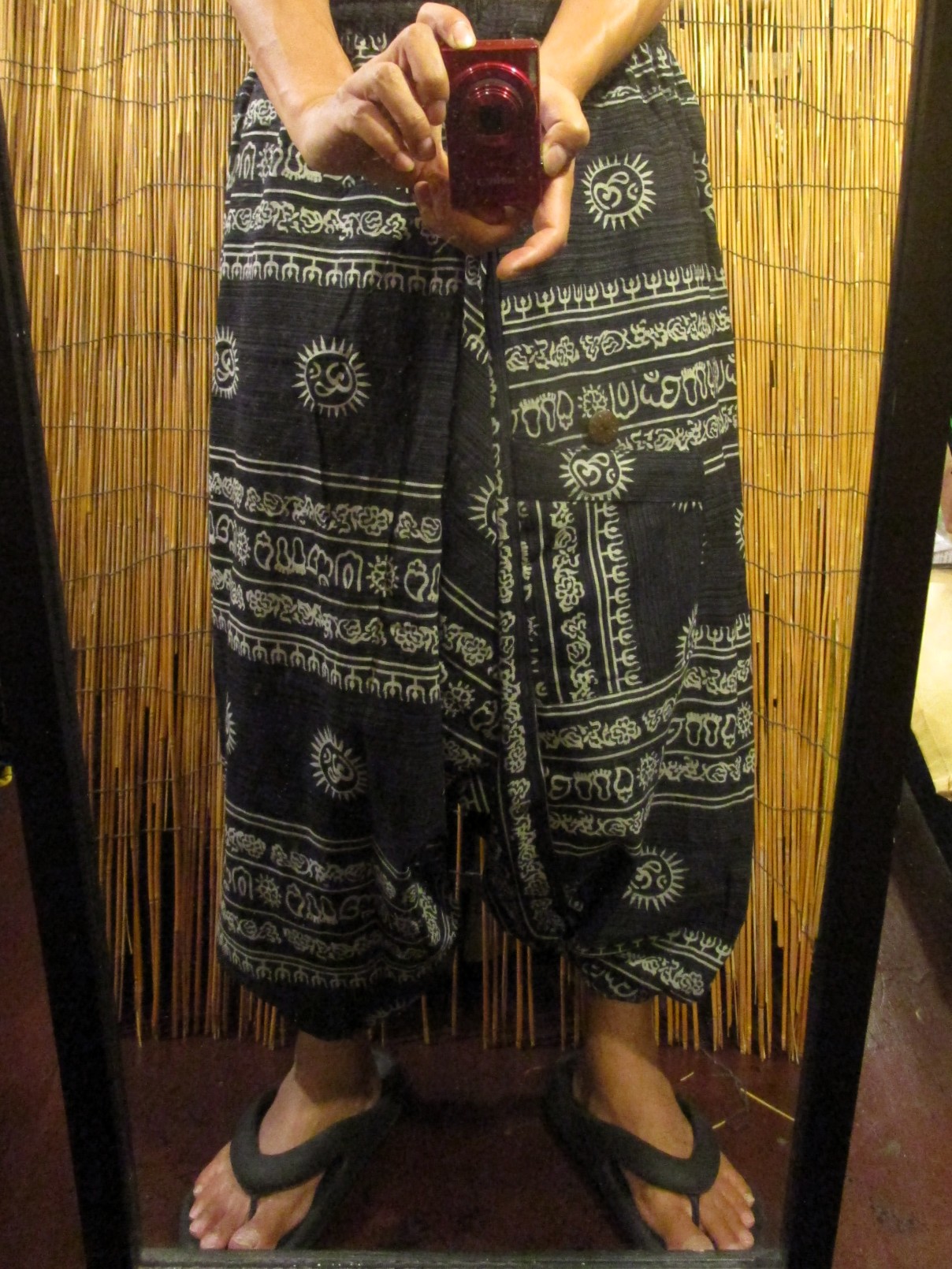 画像: 二色の糸＊コッン素材＊ラムナミプリント＊ふんわり＊サルエルパンツ