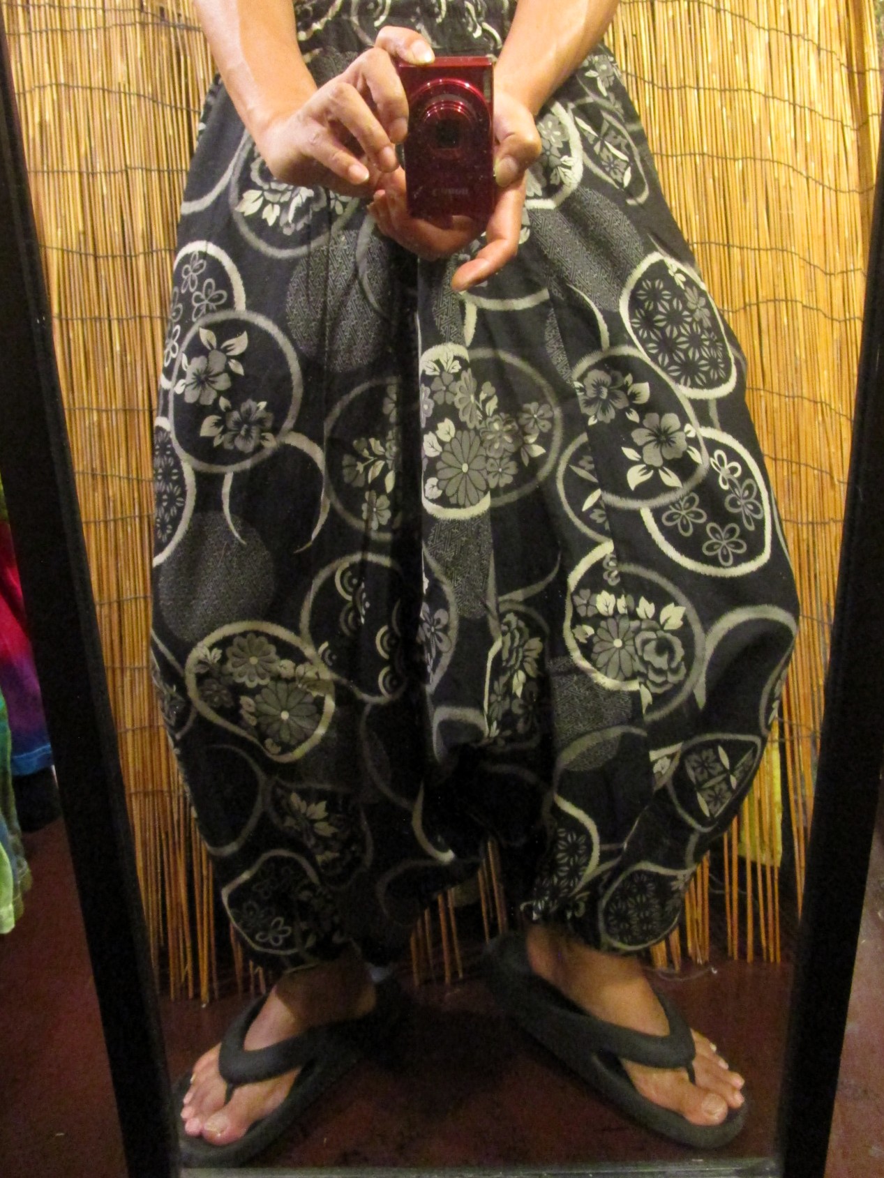 画像: 和風プリント＊コットン素材＊ふんわり＊サルエルパンツ