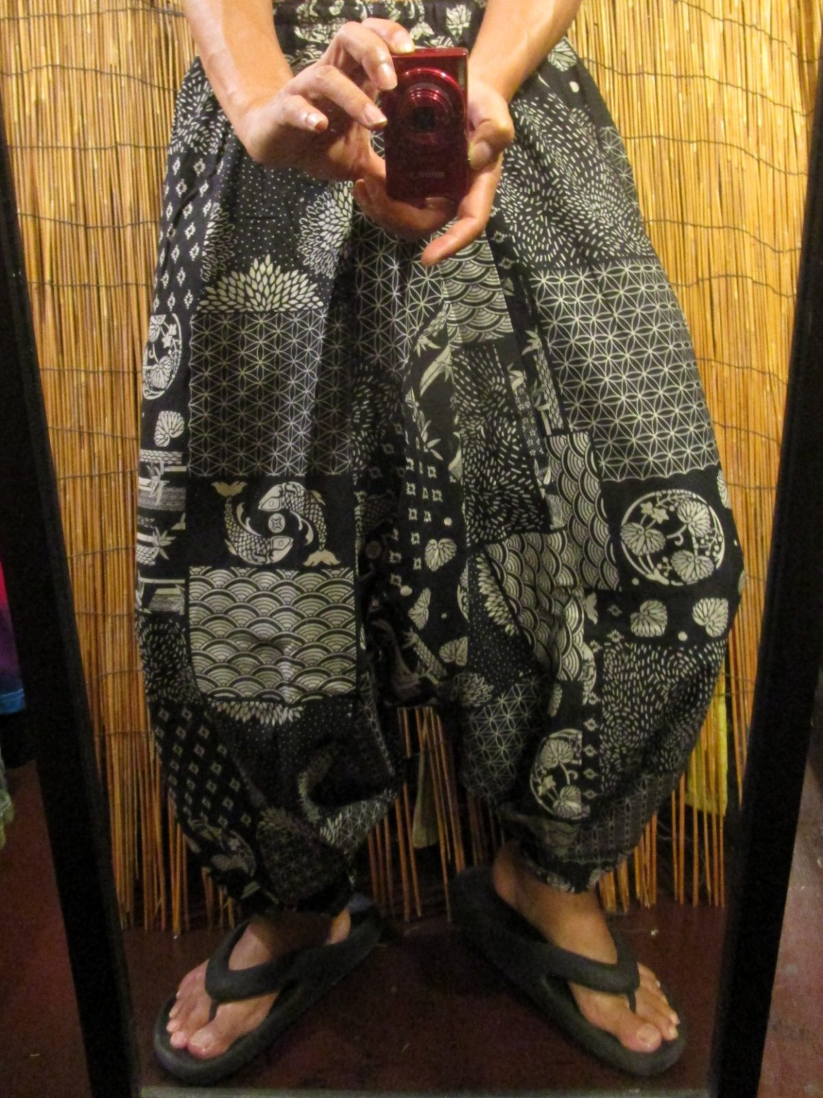 画像: 和風プリント＊コットン素材＊ふんわり＊サルエルパンツ