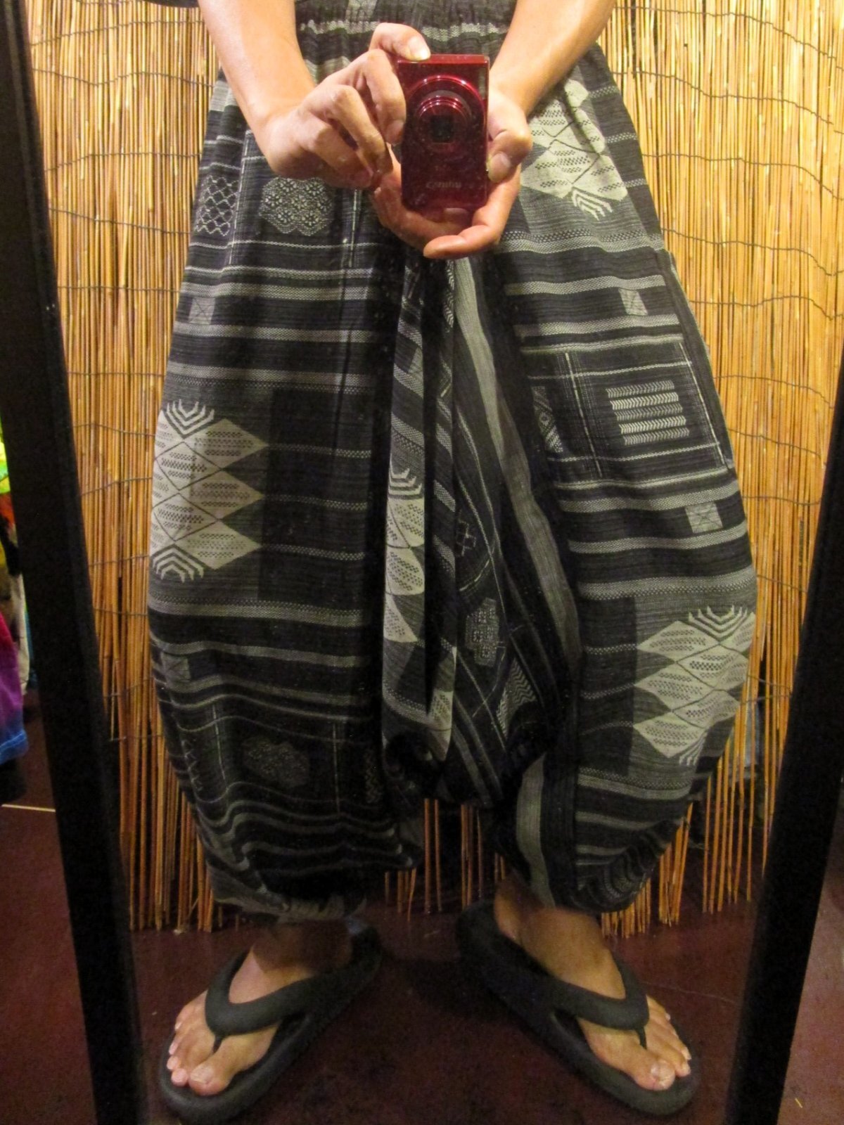 画像: 織り柄風プリント＊コットン素材＊ふんわり＊サルエルパンツ