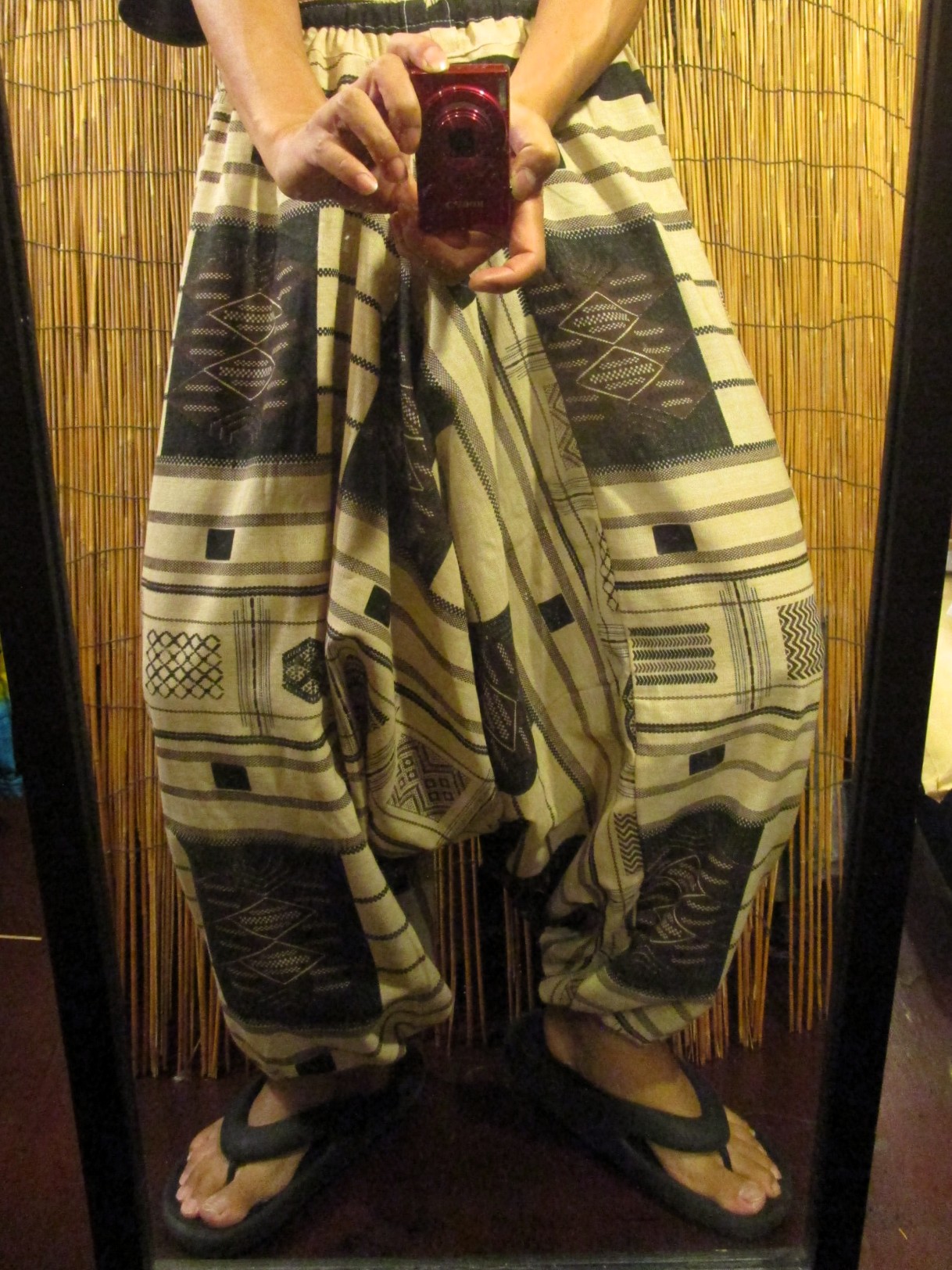 画像: 織り柄風プリント＊コットン素材＊ふんわり＊サルエルパンツ