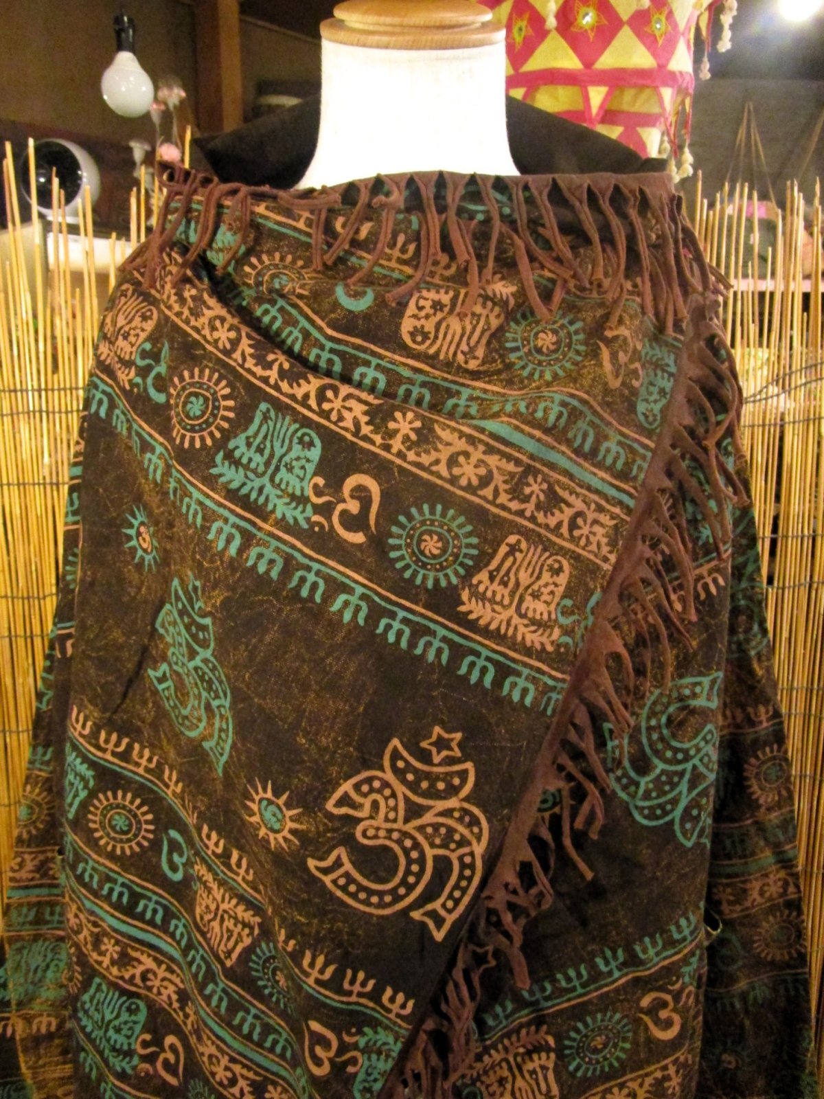 画像: ストーンウォッシュ＆ラムナミプリント＊コットン素材＊ゆったりサイズ＊２ＷＡＹ＊フリンジ＊スナフキン＊旅人風コート