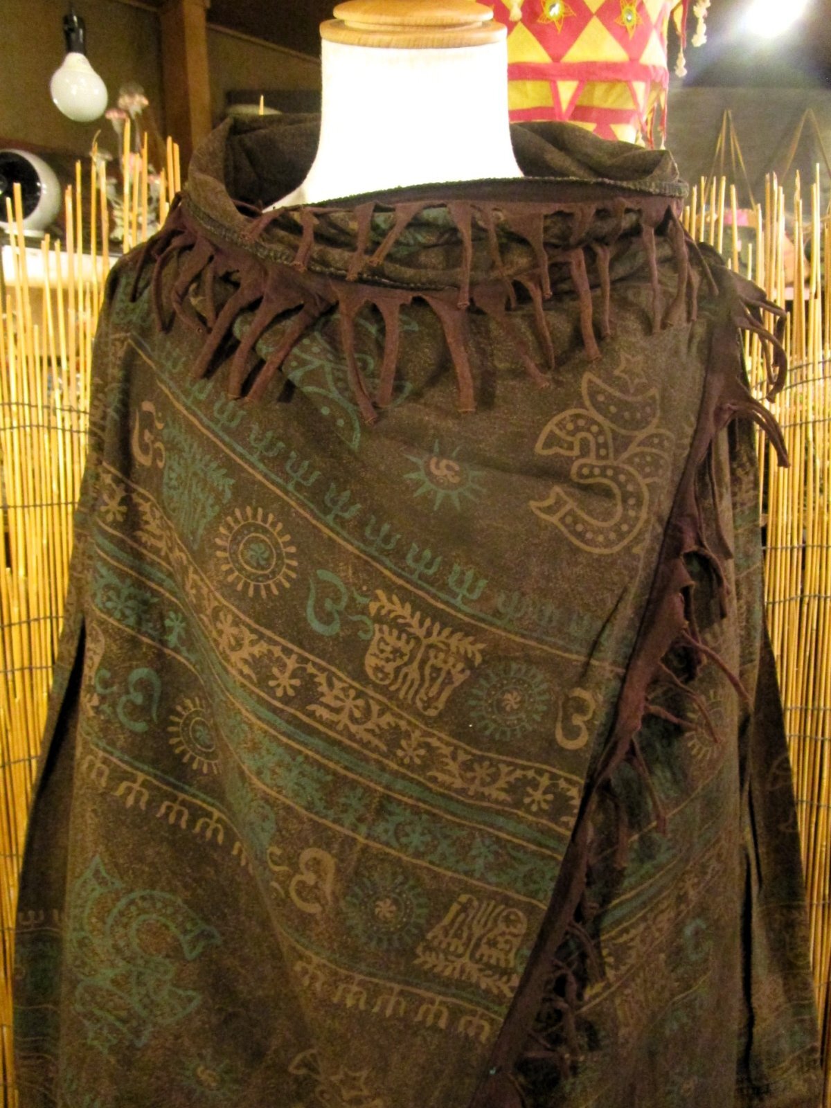 画像: ストーンウォッシュ＆ラムナミプリント＊コットン素材＊ゆったりサイズ＊２ＷＡＹ＊フリンジ＊スナフキン＊旅人風コート