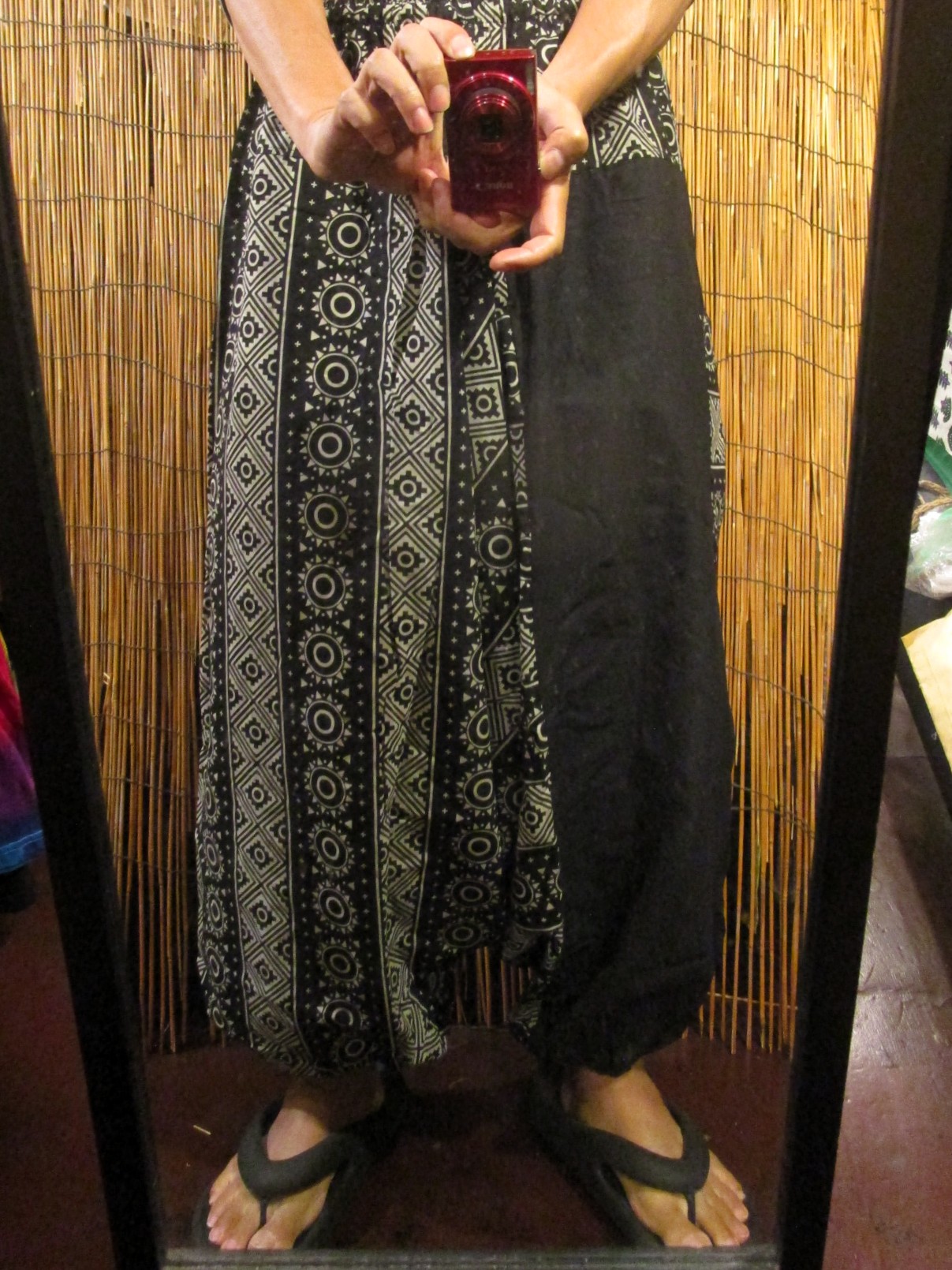 画像: 黒色＋和風プリント＊切り替え＊コットン素材＊ふんわり＊サルエルパンツ