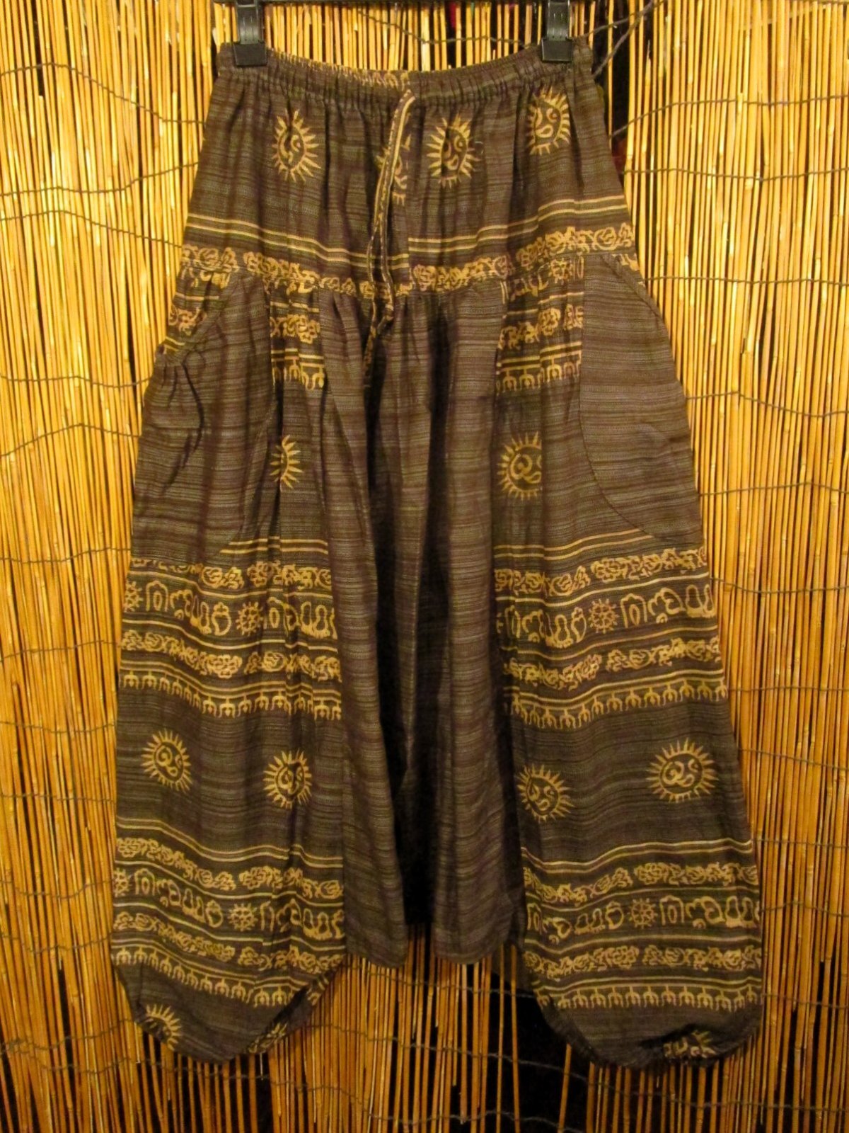 画像1: ラムナミプリント＊コッン素材＊モモンガ風＊ふんわり＊サルエルパンツ