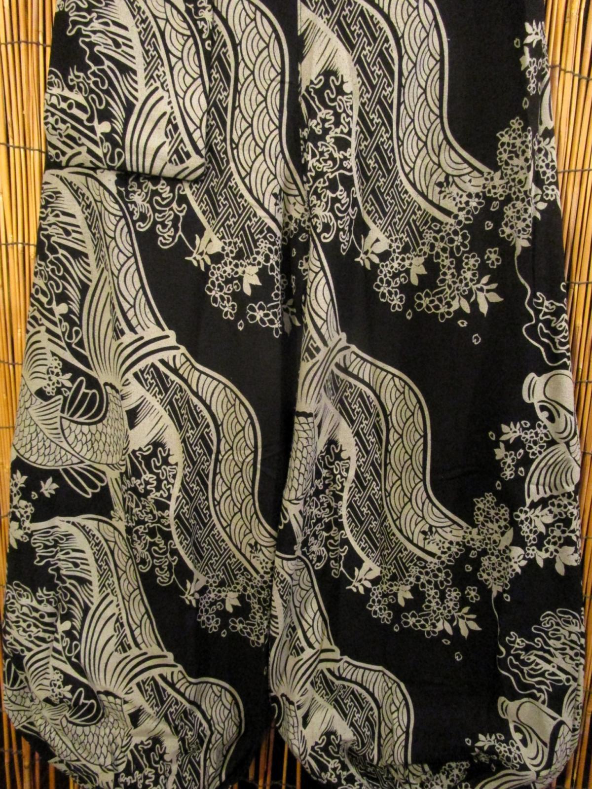 画像2: 和風プリント＊コットン素材＊ポケット付き＊ふんわりシルエット＊アラジンパンツ 