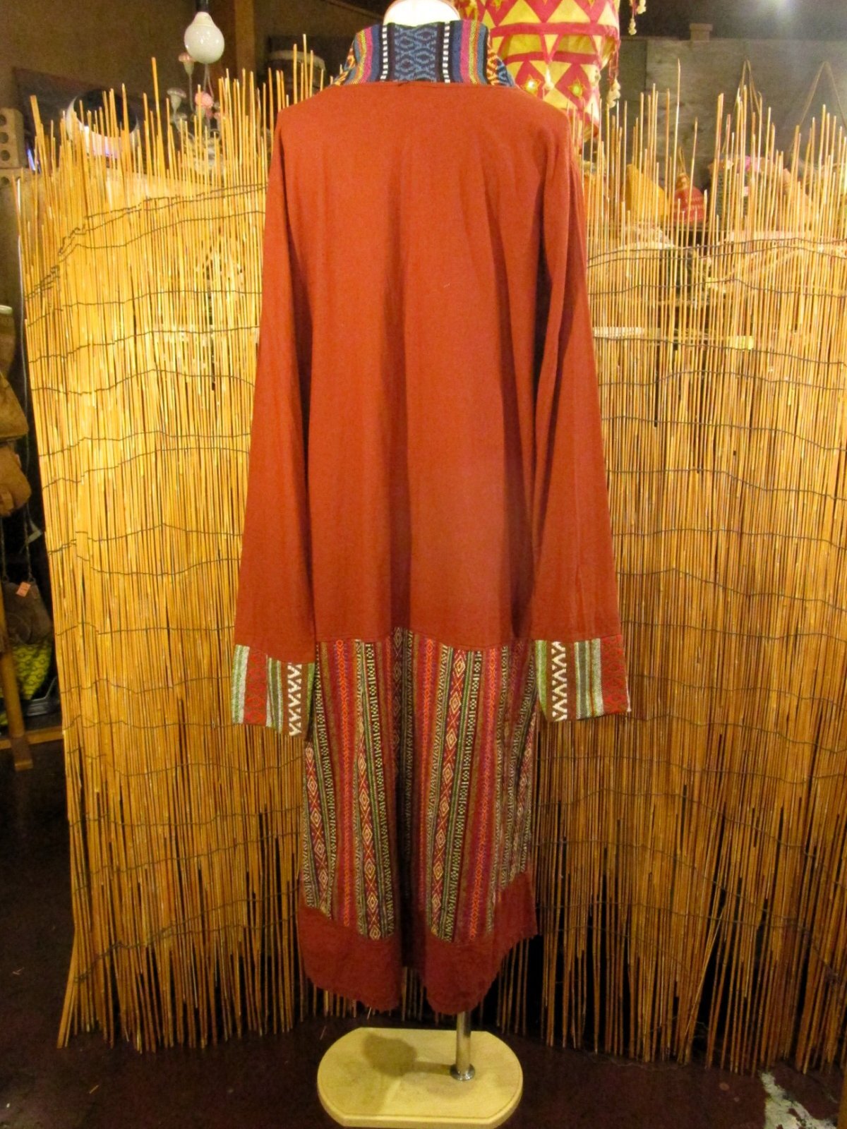 画像: ゲリ生地＆コットン素材＊ゆったりサイズ＊一つボタン＊マキシ丈コート