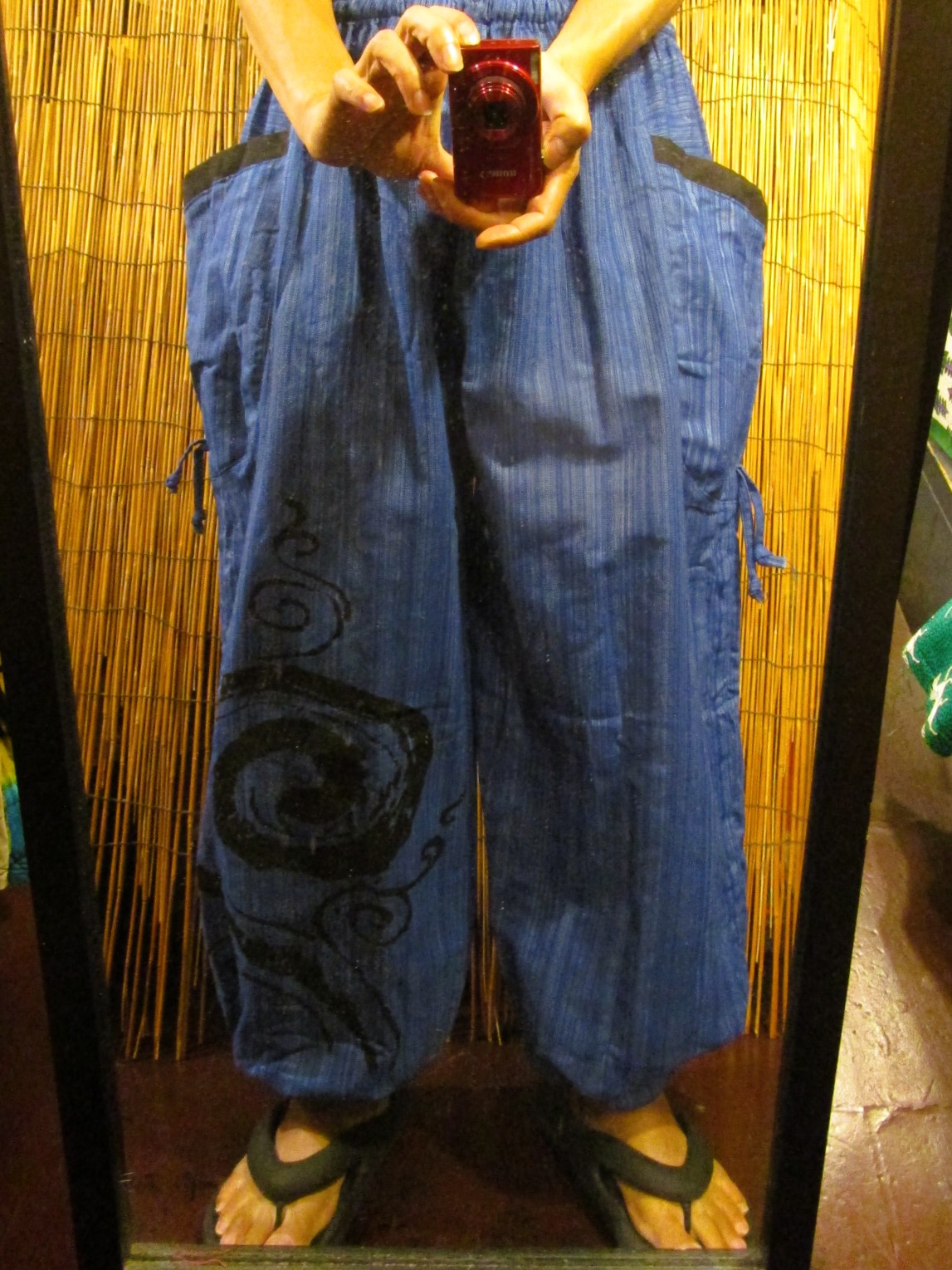 画像: 渦巻きプリント＊コットン素材＊カーゴタイプ＊ふんわり＊アラジンパンツ