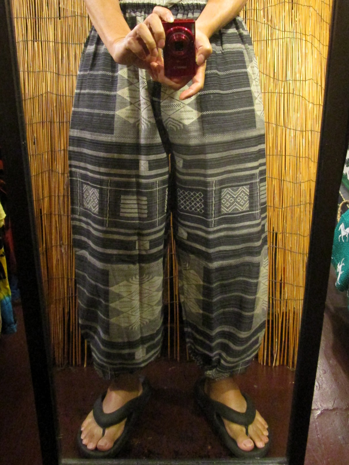 画像: 織り柄風プリント＊コットン素材＊ふんわり＊アラジンパンツ