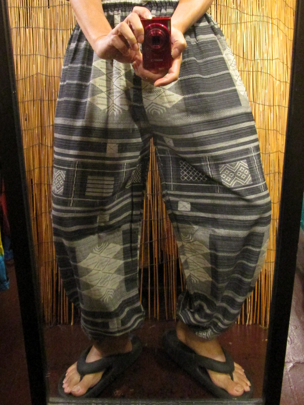 画像: 織り柄風プリント＊コットン素材＊ふんわり＊アラジンパンツ