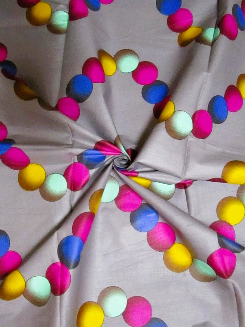 画像: アフリカンプリント生地 パーニュ