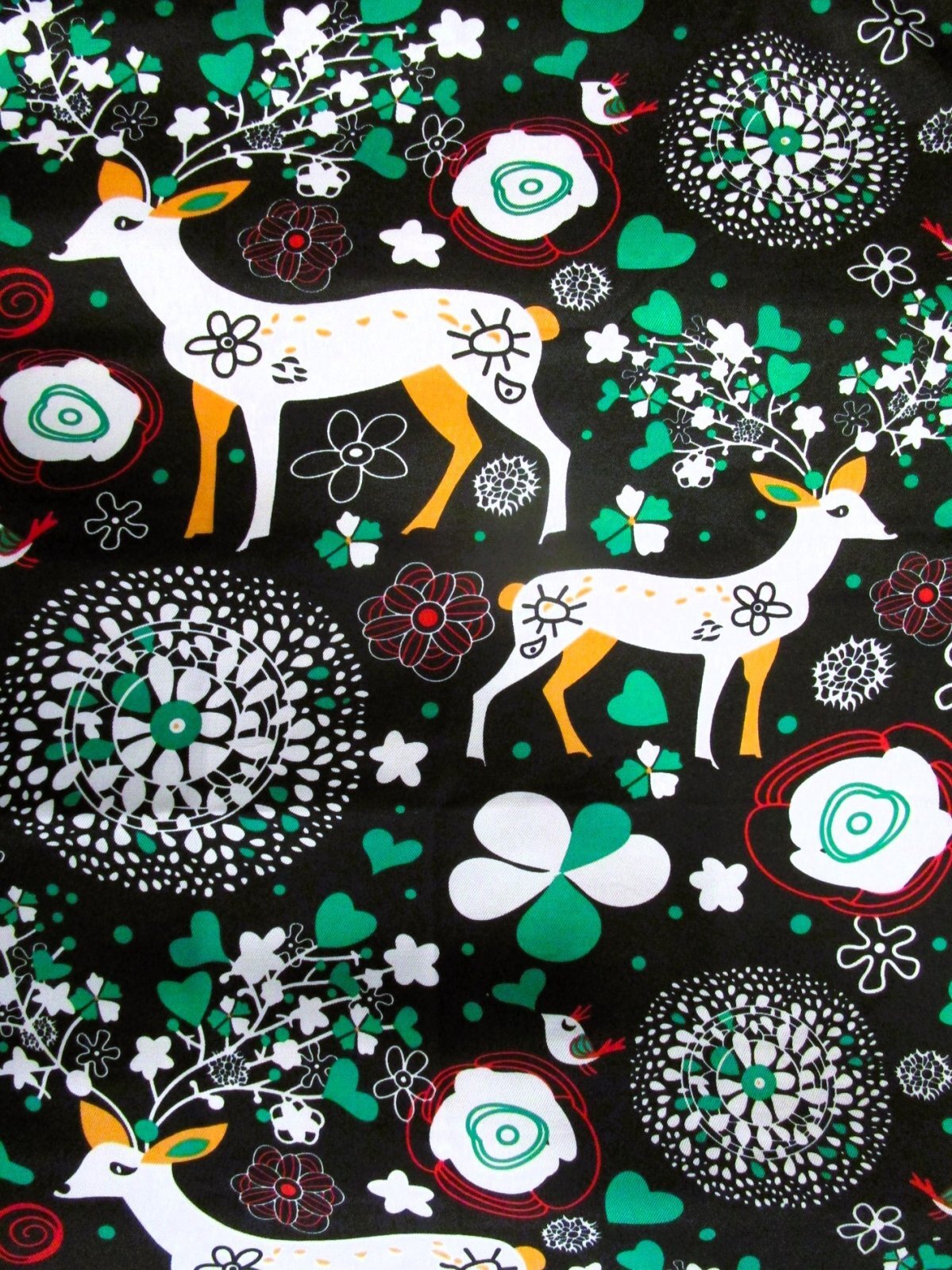 画像: アニマルプリント＊ポリエステル素材＊タッセル付き＊大判ストール＊マルチクロス