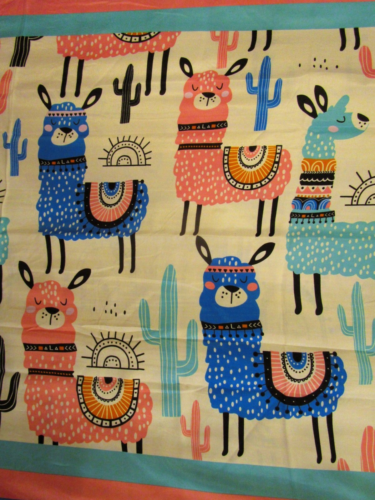 画像: アニマルプリント＊ポリエステル素材＊タッセル付き＊大判ストール＊マルチクロス