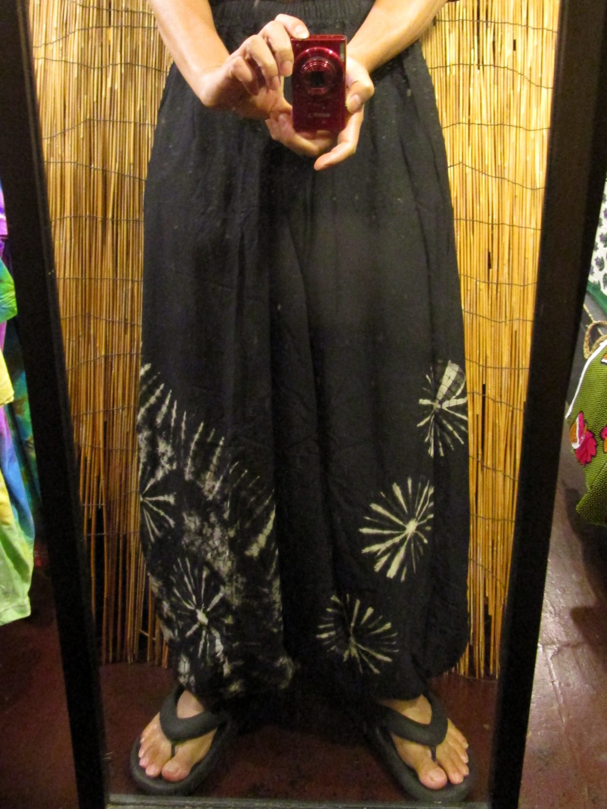 画像: モノトーンタイダイ染め＊レーヨン素材＊ゆったりシルエット＊ビッグアラジンパンツ＊バルーンパンツ