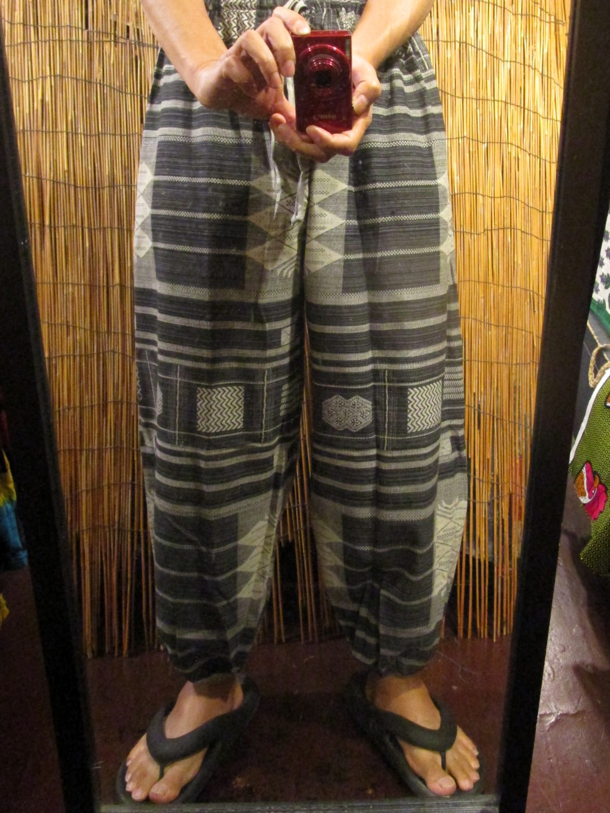 画像: 織り柄風プリント＊コットン素材＊ふんわり＊アラジンパンツ