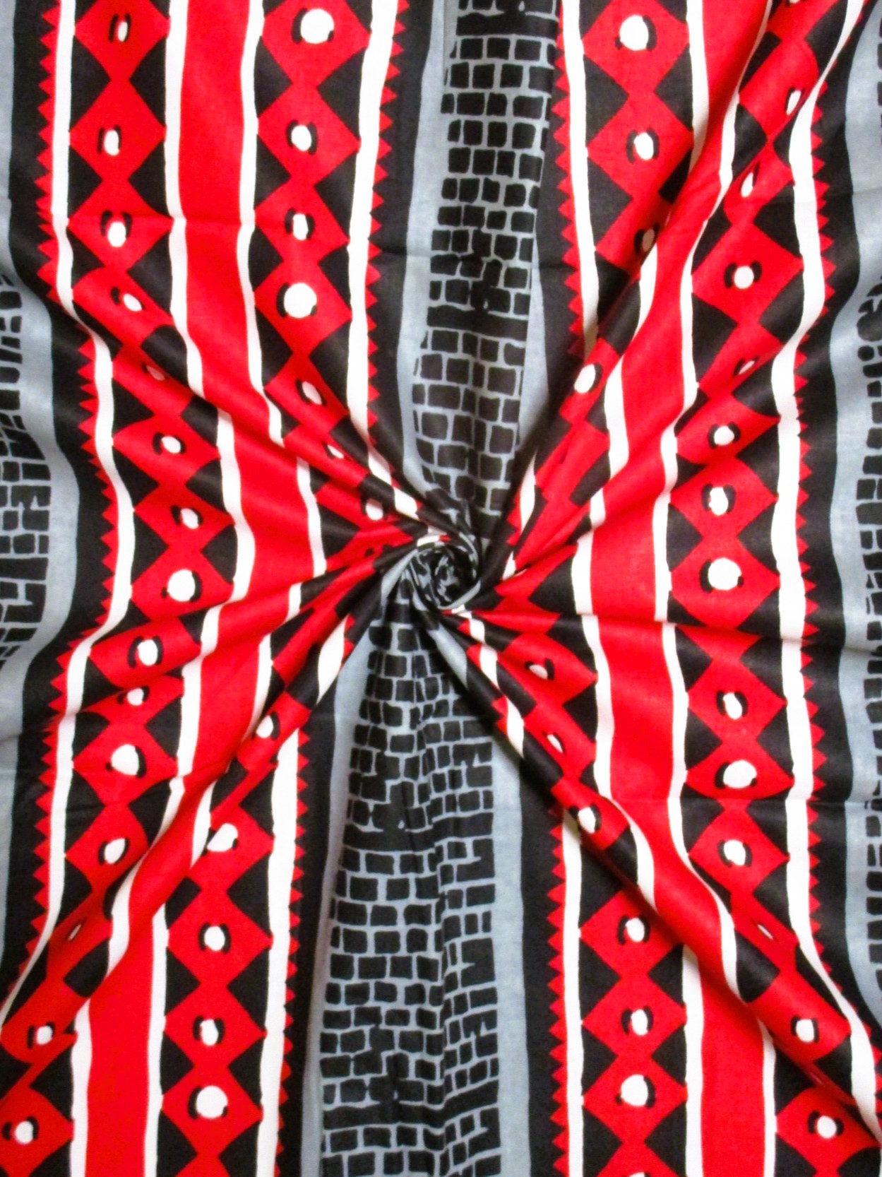 画像: アフリカンプリント生地 パーニュ