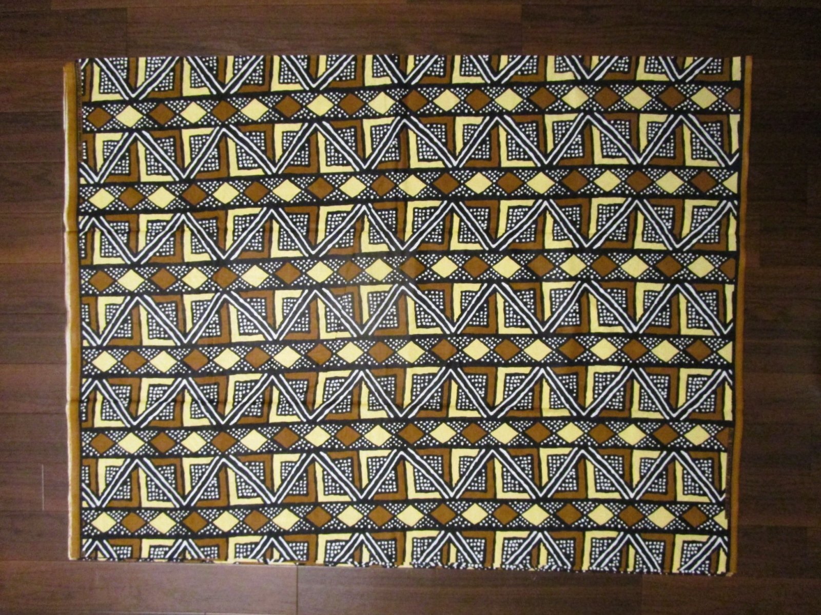 画像: アフリカンプリント生地 パーニュ