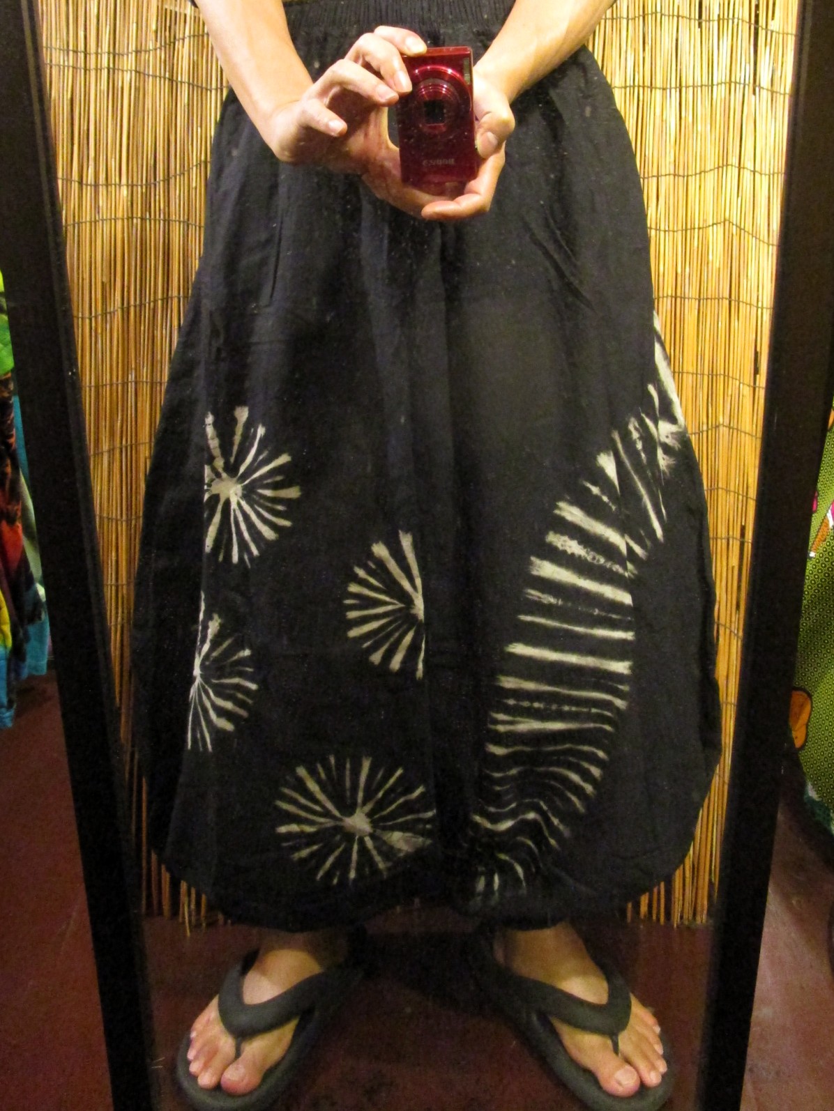 画像: モノトーンタイダイ染め＊コットン素材＊ゆったりシルエット＊ビッグアラジンパンツ＊バルーンパンツ