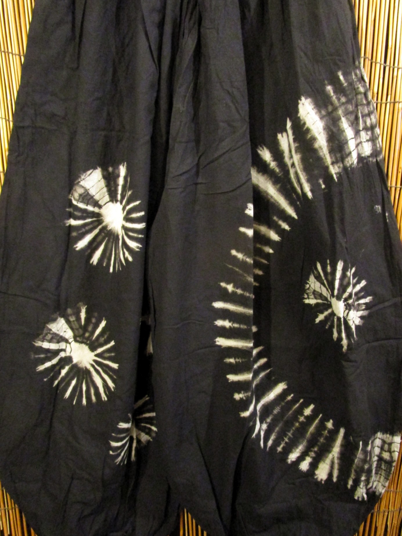 画像2: モノトーンタイダイ染め＊コットン素材＊ゆったりシルエット＊ビッグアラジンパンツ＊バルーンパンツ