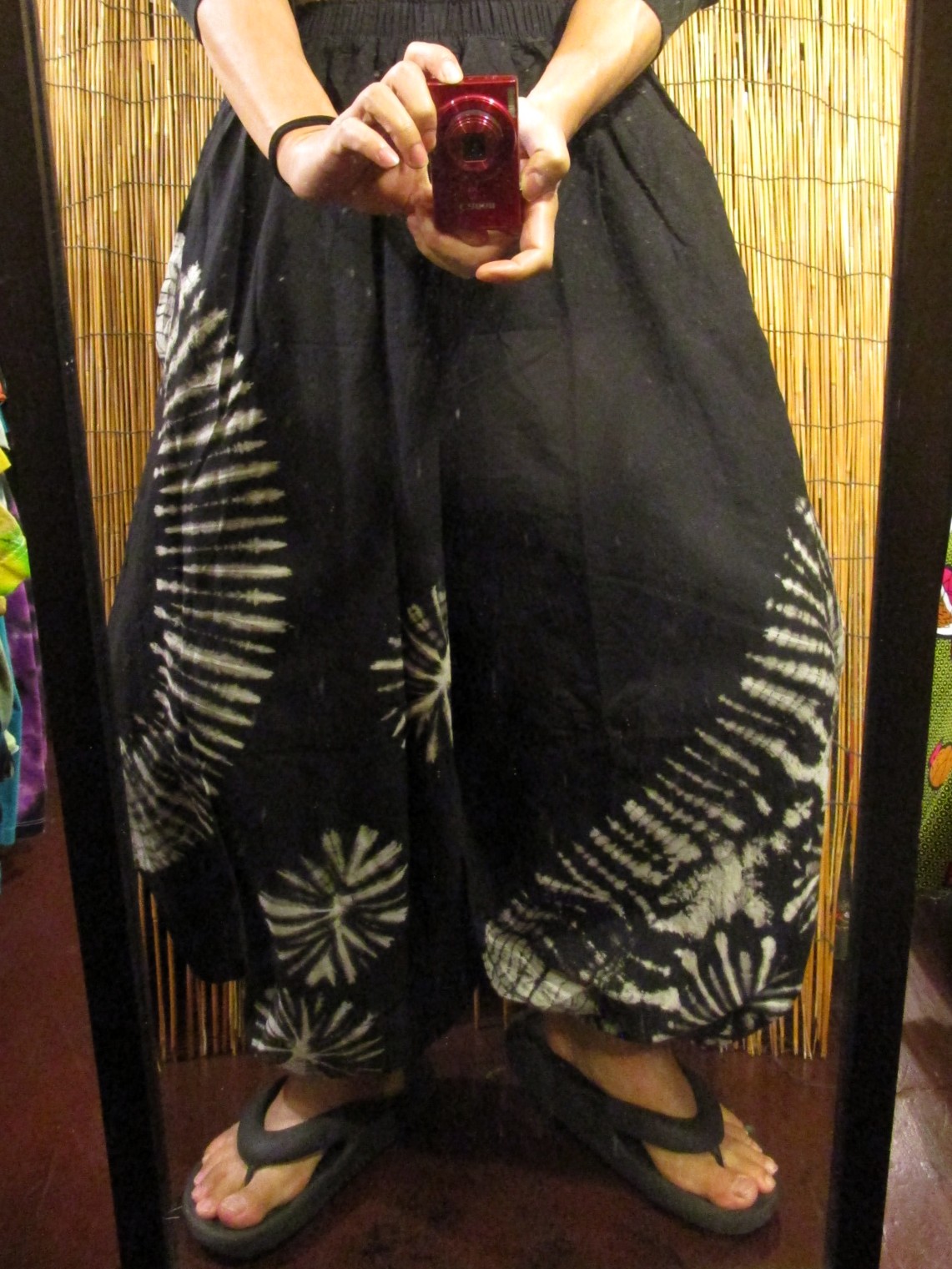 画像: モノトーンタイダイ染め＊コットン素材＊ゆったりシルエット＊ビッグアラジンパンツ＊バルーンパンツ