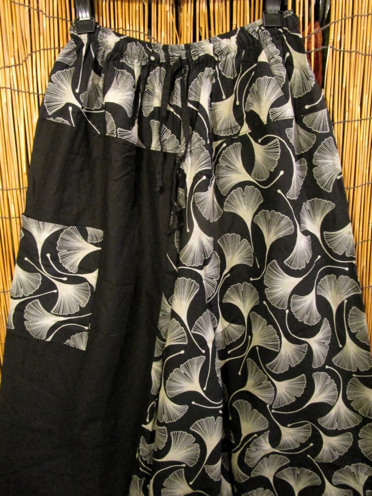 画像2: 黒色＋和風プリント＊切り替え＊コットン素材＊ふんわり＊サルエルパンツ