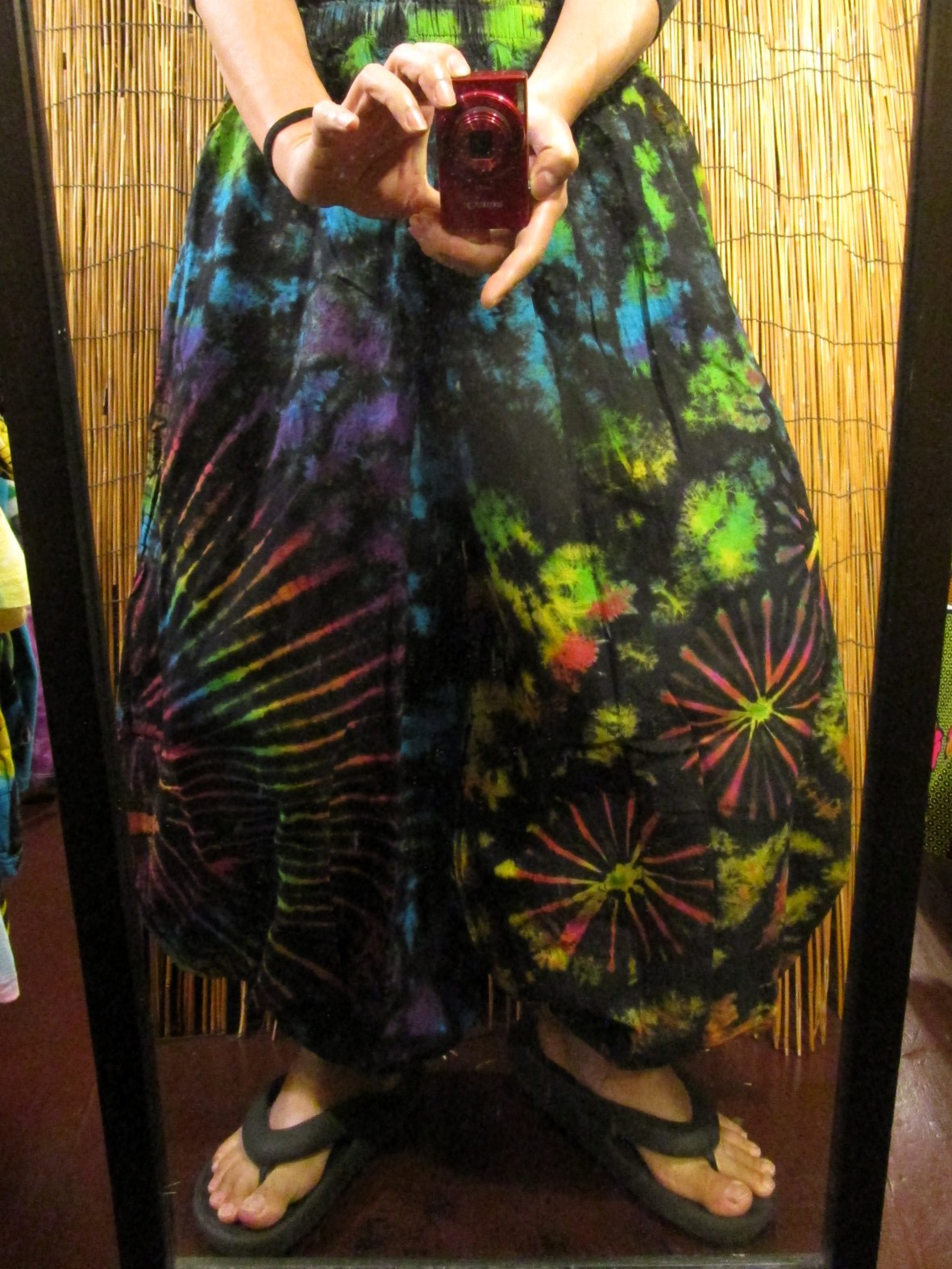 画像: タイダイ染め＊コットン素材＊ゆったりシルエット＊ビッグアラジンパンツ＊バルーンパンツ