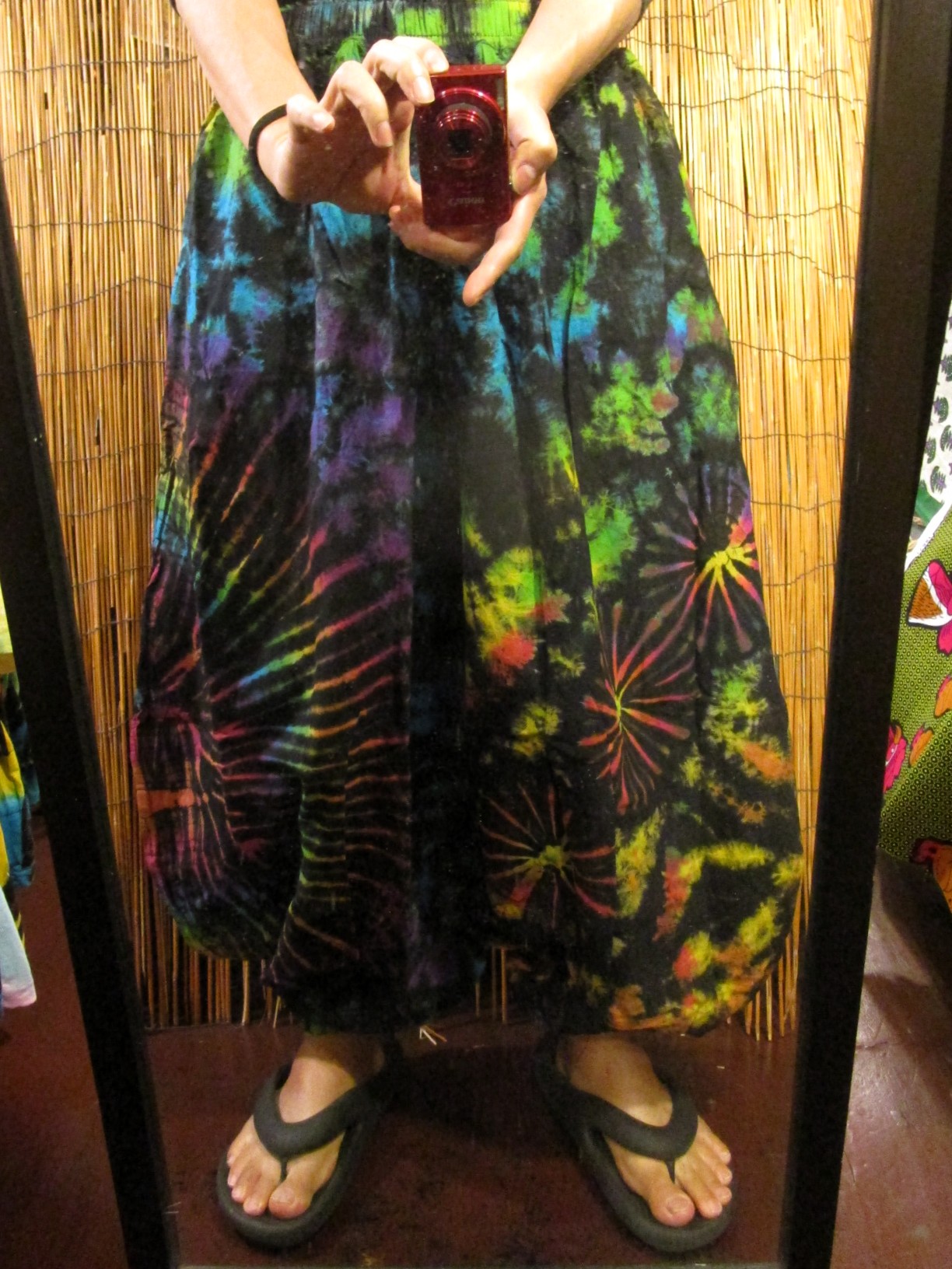 画像: タイダイ染め＊コットン素材＊ゆったりシルエット＊ビッグアラジンパンツ＊バルーンパンツ