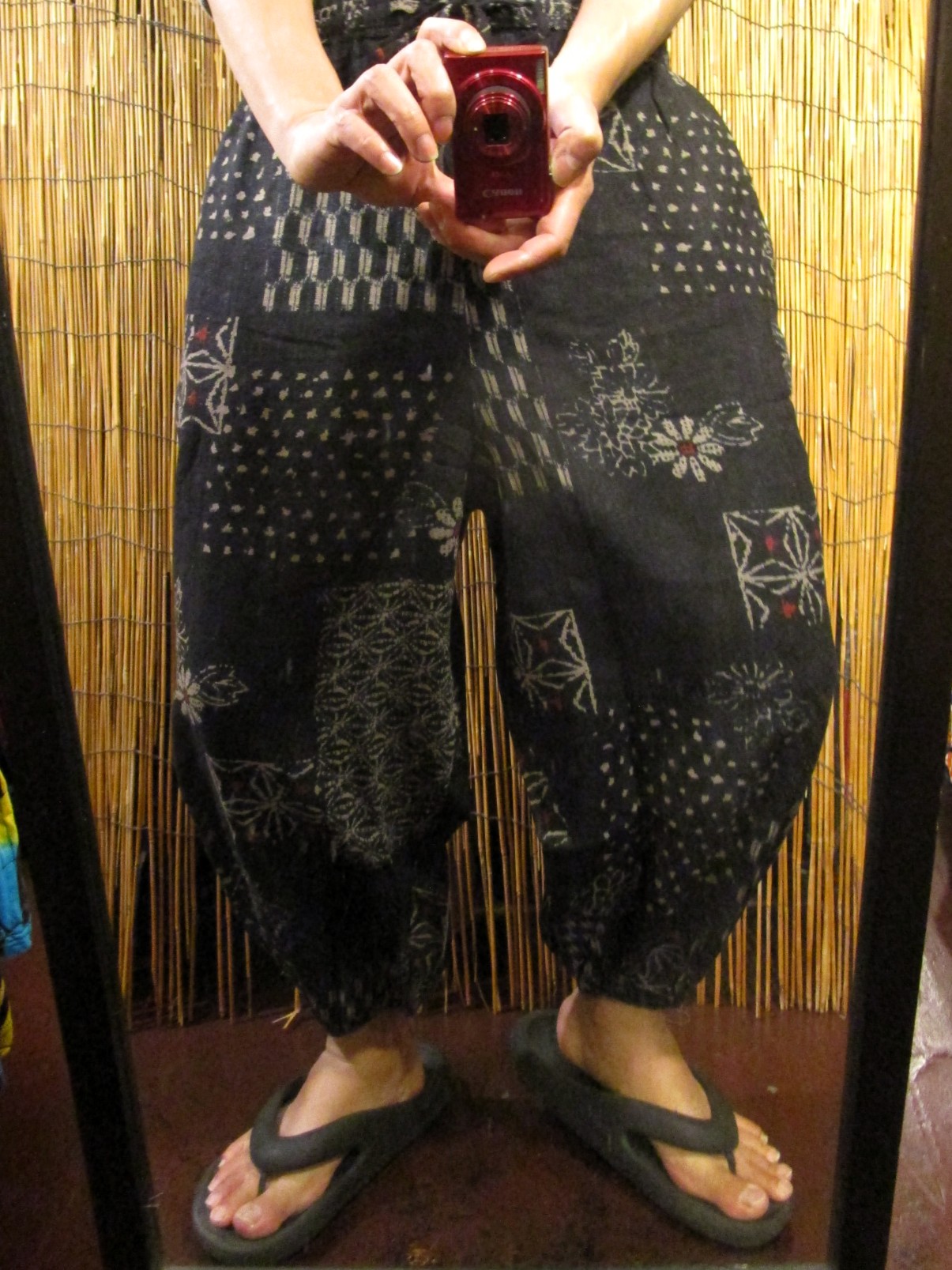 画像: 粗織り＊コットン素材＊和風プリント＊もんぺ風＊アラジンパンツ 