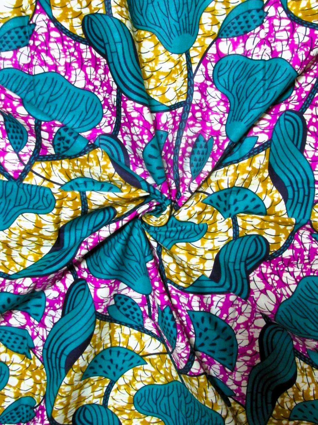 画像: アフリカンプリント生地 パーニュ