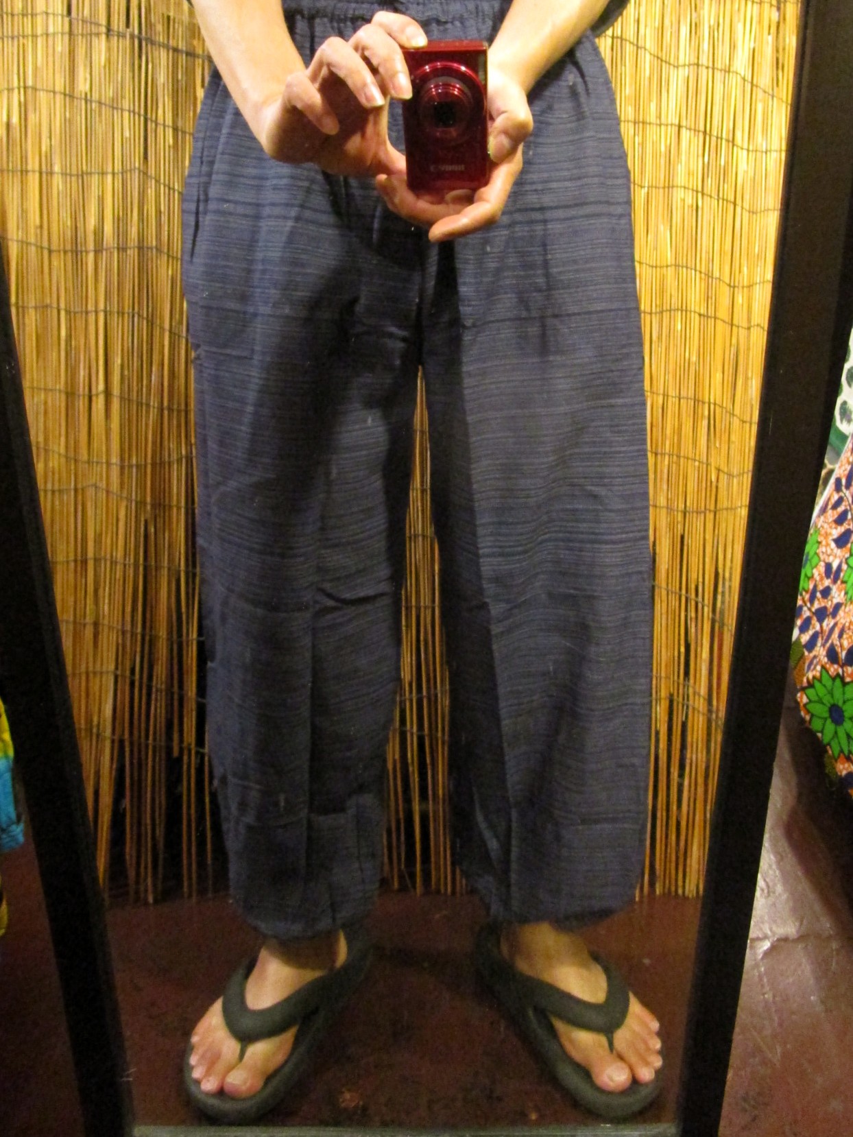 画像: 二色の糸＊コットン素材＊シンプル＊ふんわり＊アラジンパンツ