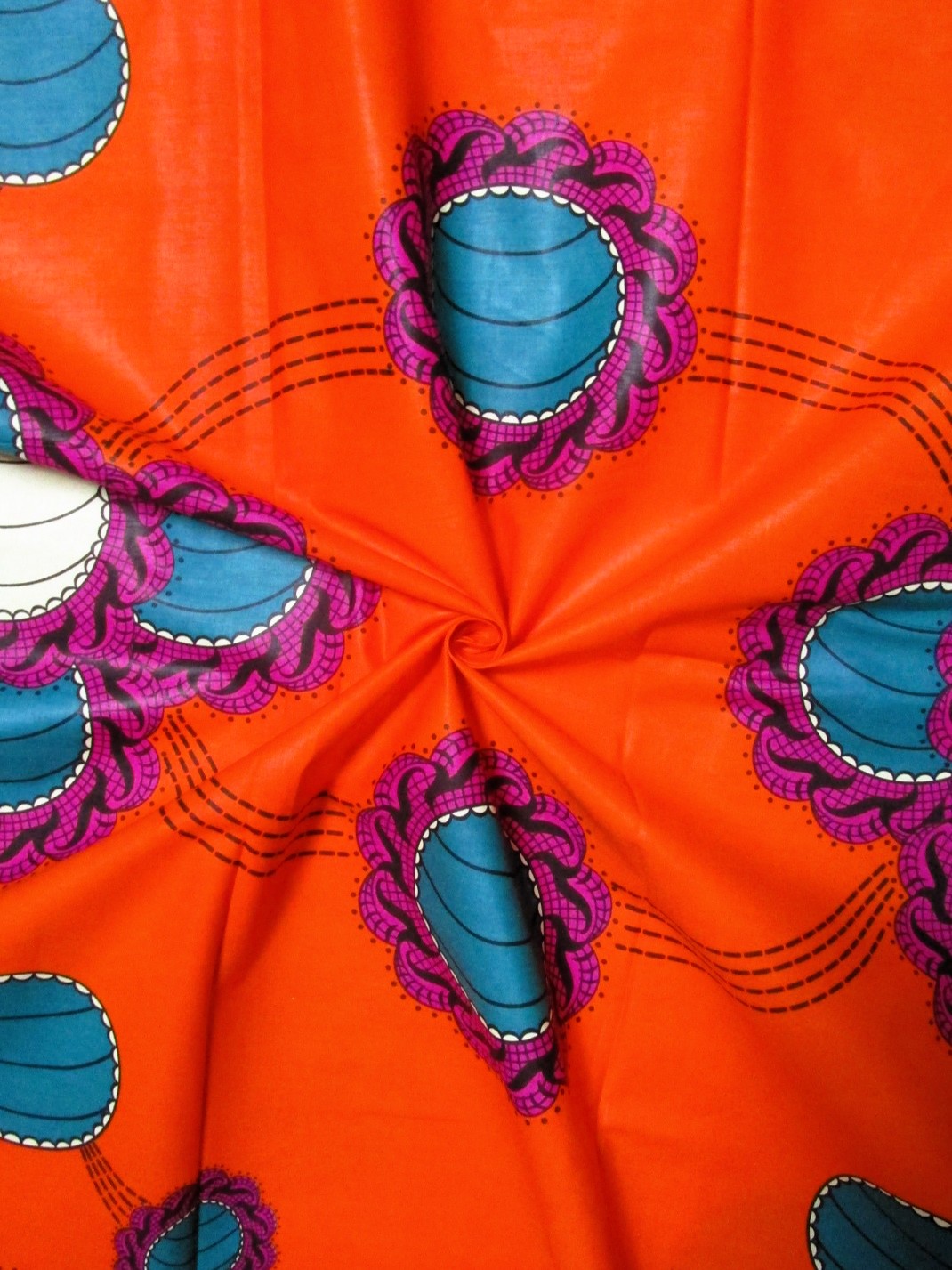 画像: アフリカンプリント生地 パーニュ