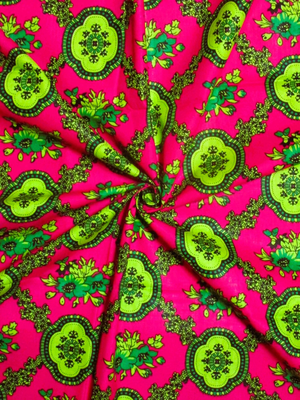 画像: アフリカンプリント生地 パーニュ