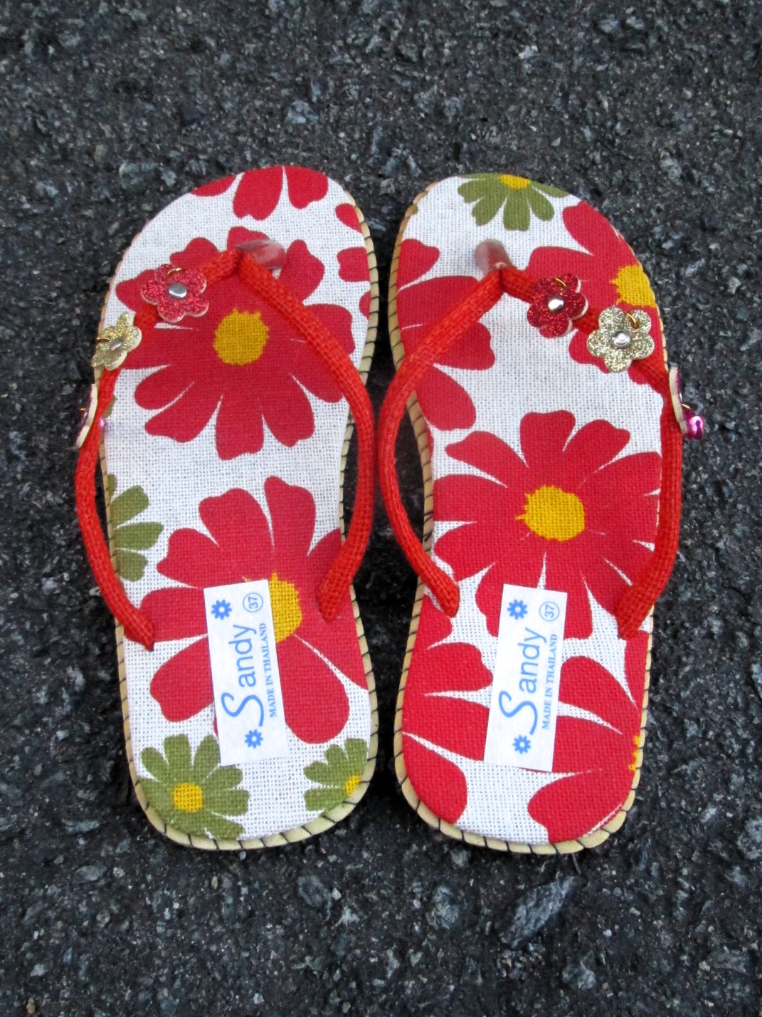 画像4: 【２２・５ｃｍ〜２３ｃｍ】お花プリント＊鈴付き＊ビーチサンダル