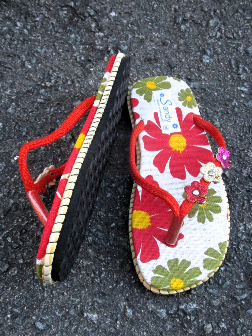 画像2: 【２２ｃｍ〜２２・５ｃｍ】お花プリント＊鈴付き＊ビーチサンダル