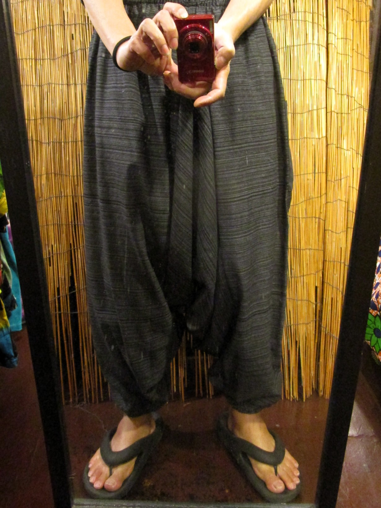 画像: 二色の糸＊コッン素材＊シンプル＊ふんわり＊サルエルパンツ