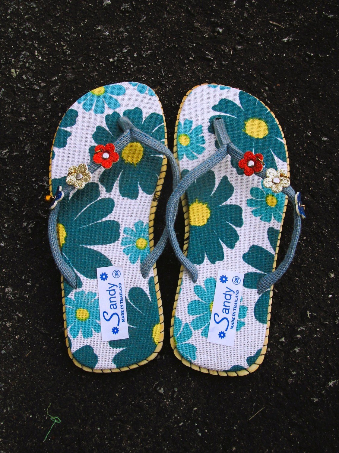 画像4: 【２３ｃｍ〜２３・５ｃｍ】お花プリント＊鈴付き＊ビーチサンダル