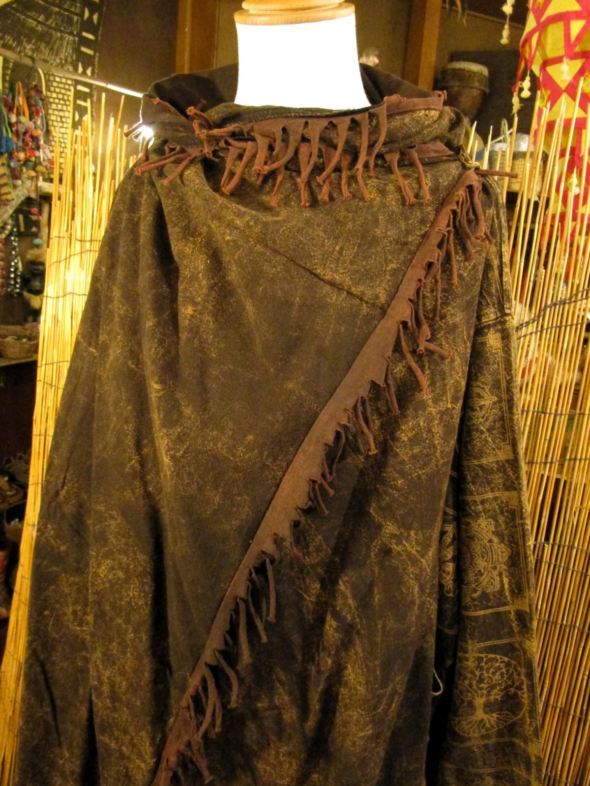 画像: ストーンウォッシュ加工＊コットン素材＊民族調プリント＊ゆったりサイズ＊２ＷＡＹ＊フリンジ＊スナフキン＊旅人風コート