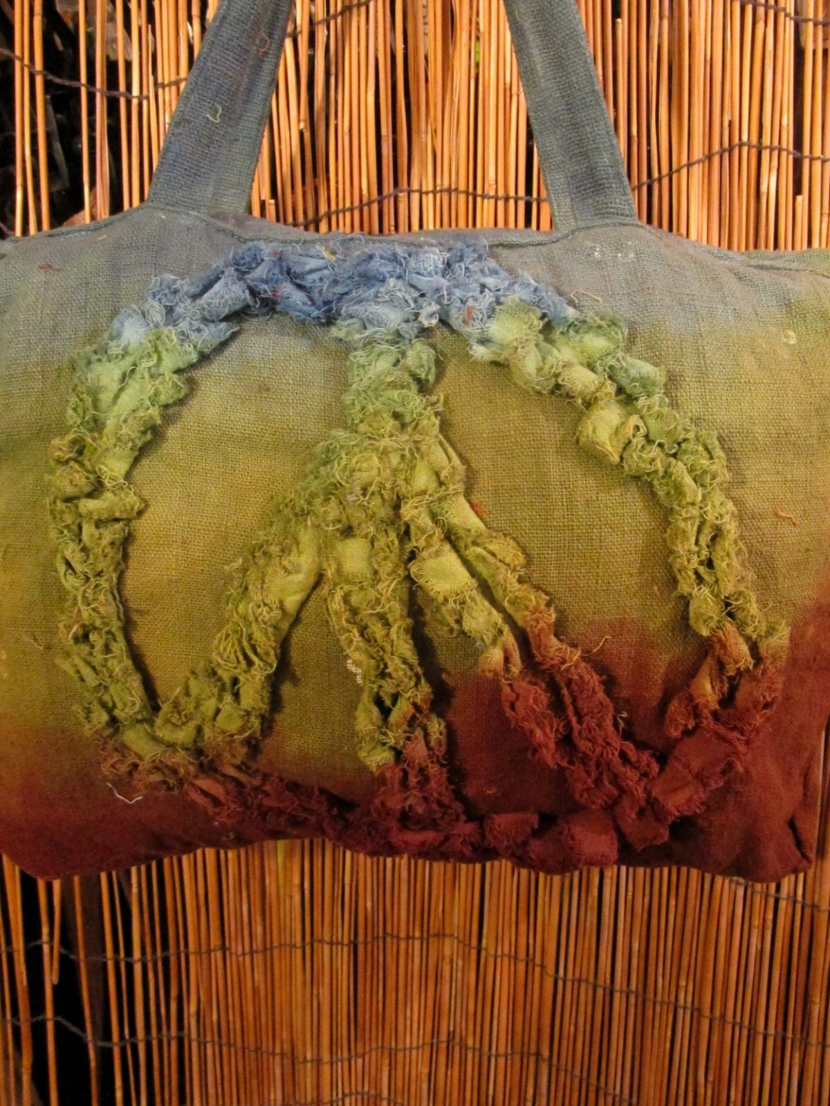 画像2: 手染め＊粗織りコットン素材＊ピースマーク＊ボストンバッグ