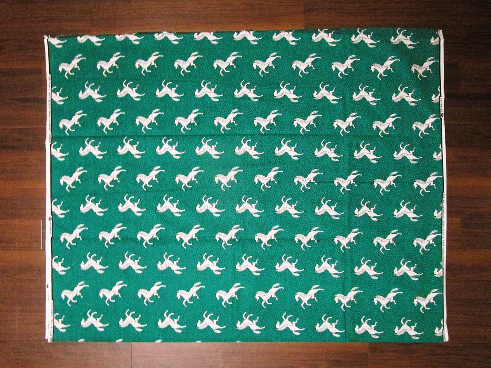 画像: アフリカンプリント生地 パーニュ